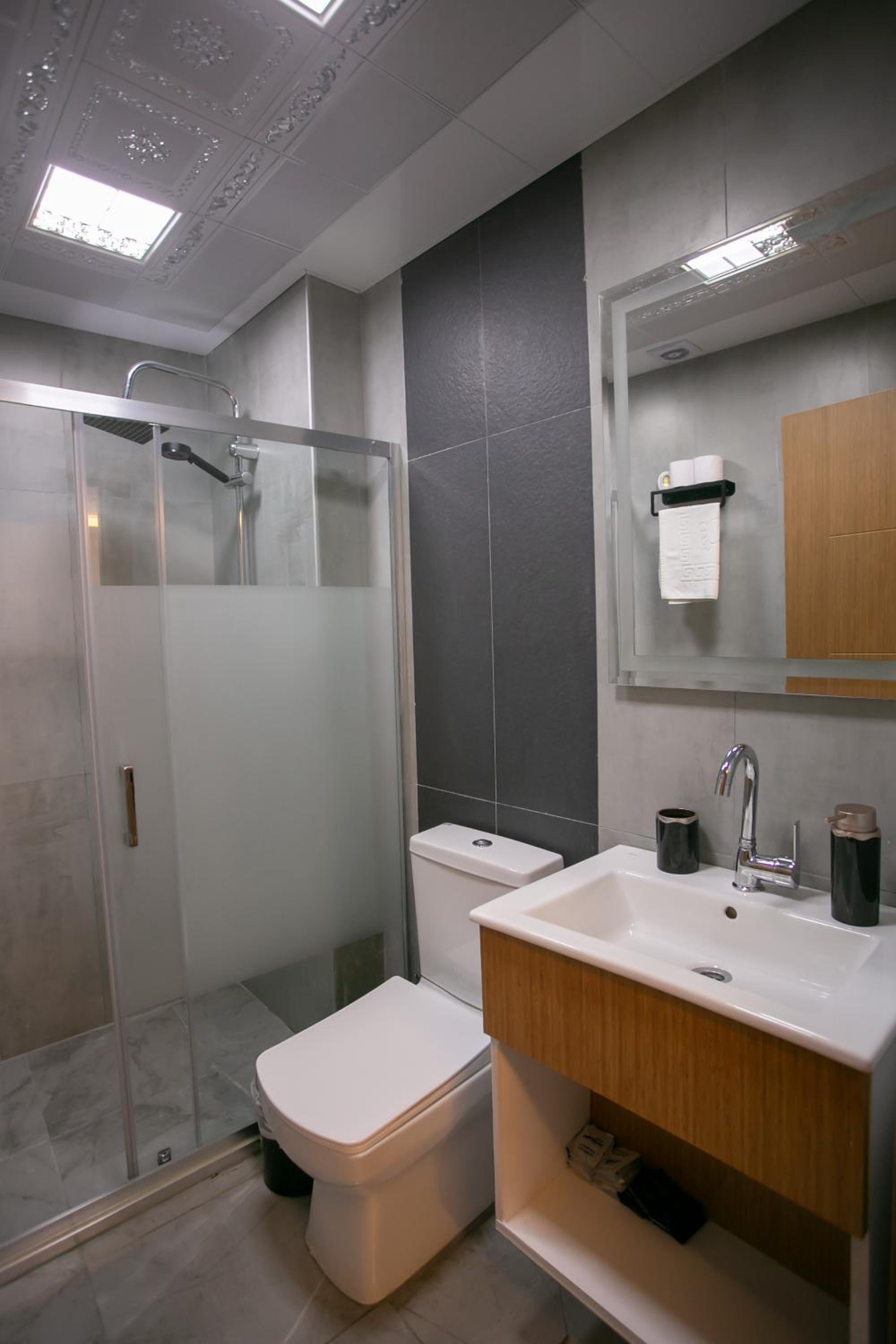 BLAU GRÜN İSTANBUL OTEL - Image 36