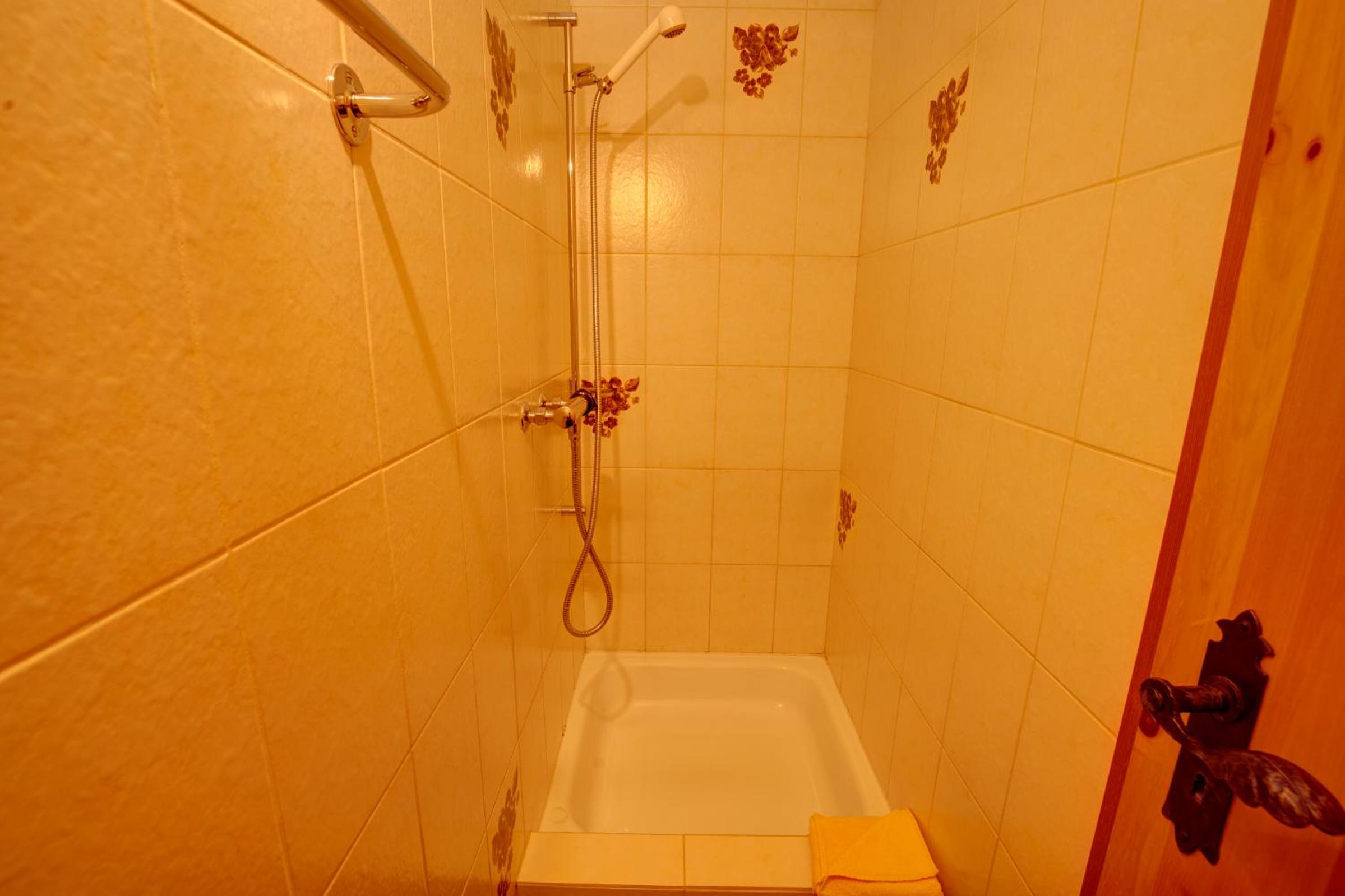Chesa Munteratsch 2 1 2-Zimmerwohnung 202 Typ G