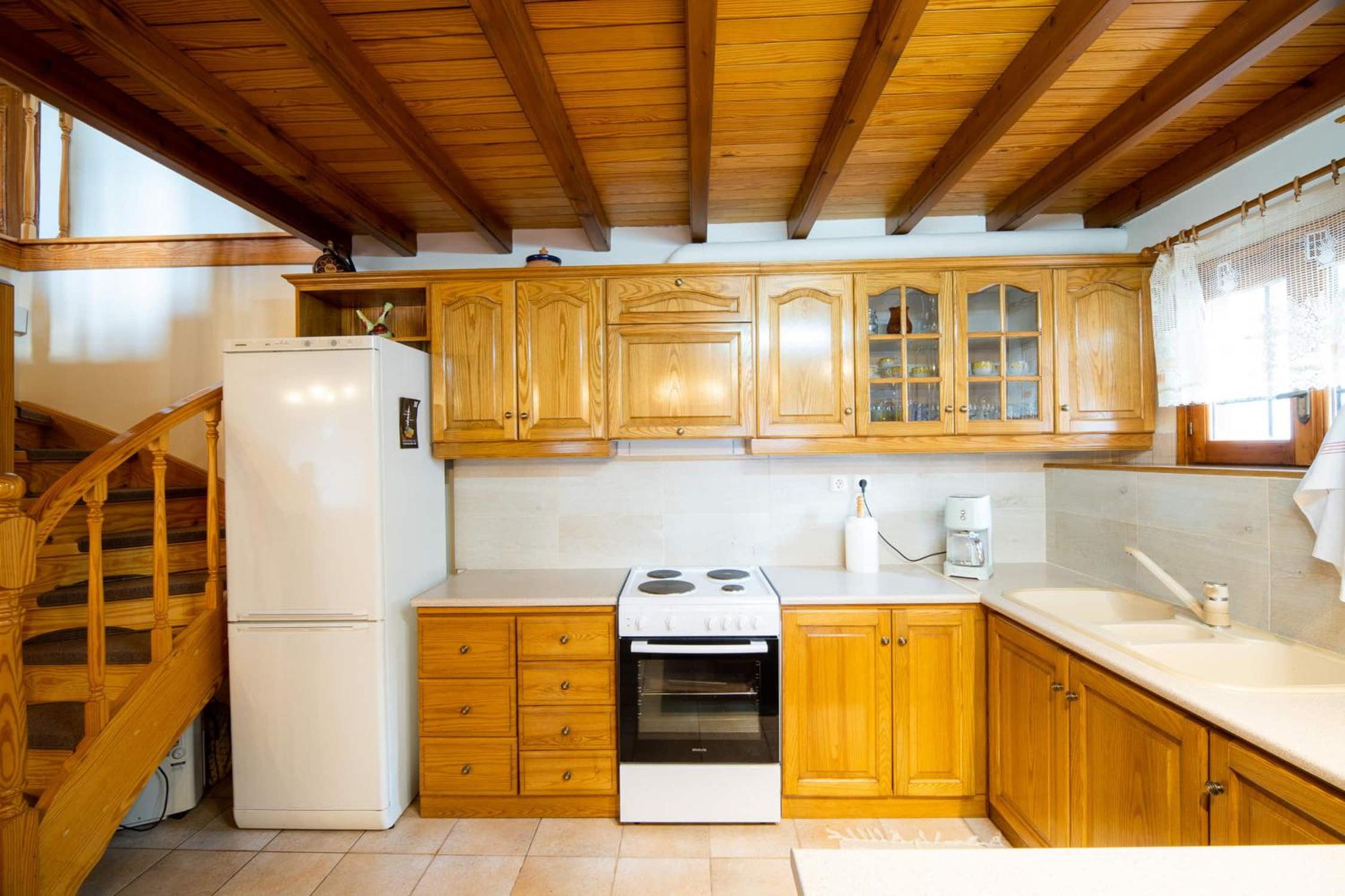Chrysanthe [ Portaria ] Traditional Pelion House view 3