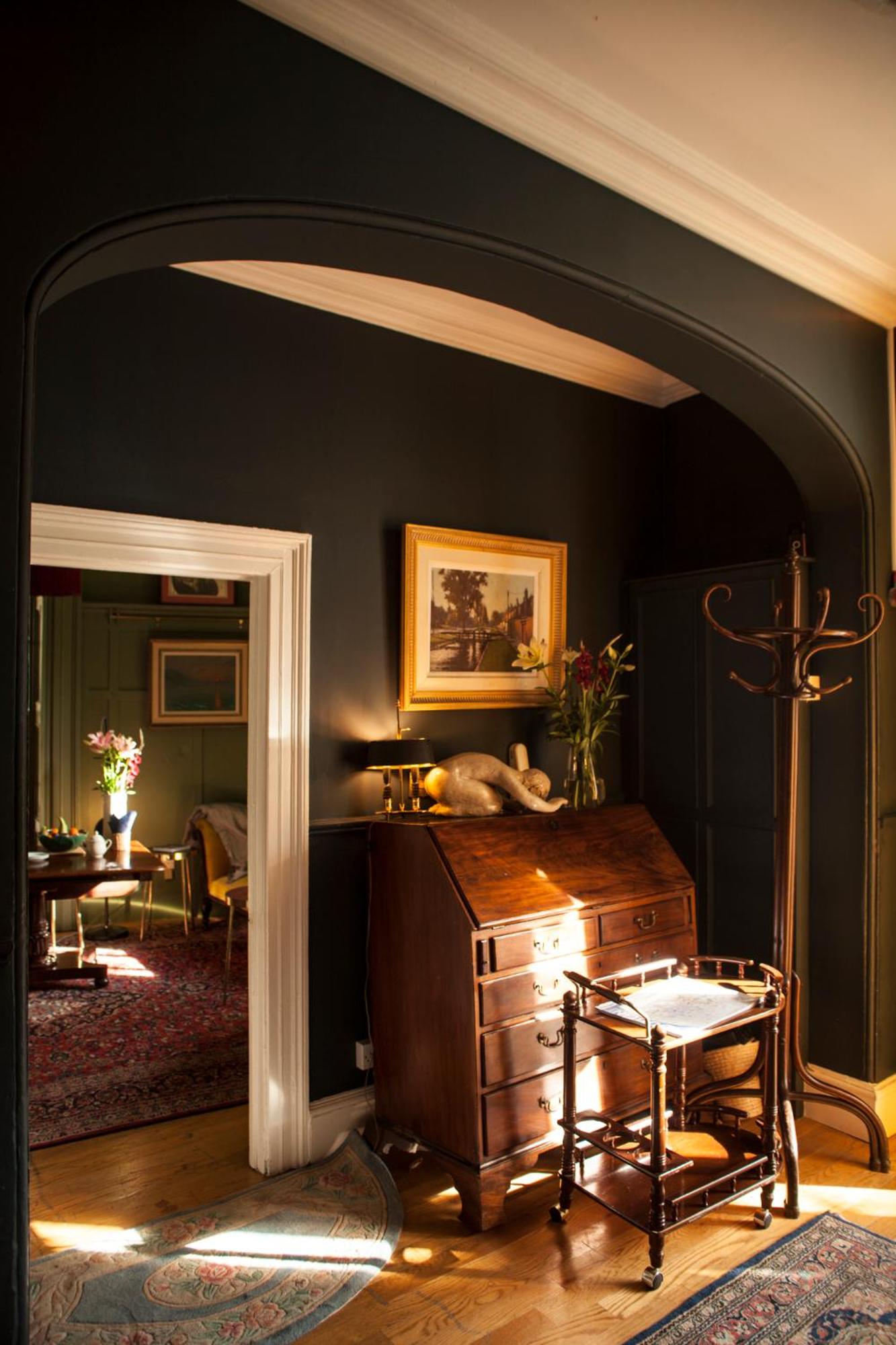 The Historical Harcourt Suites