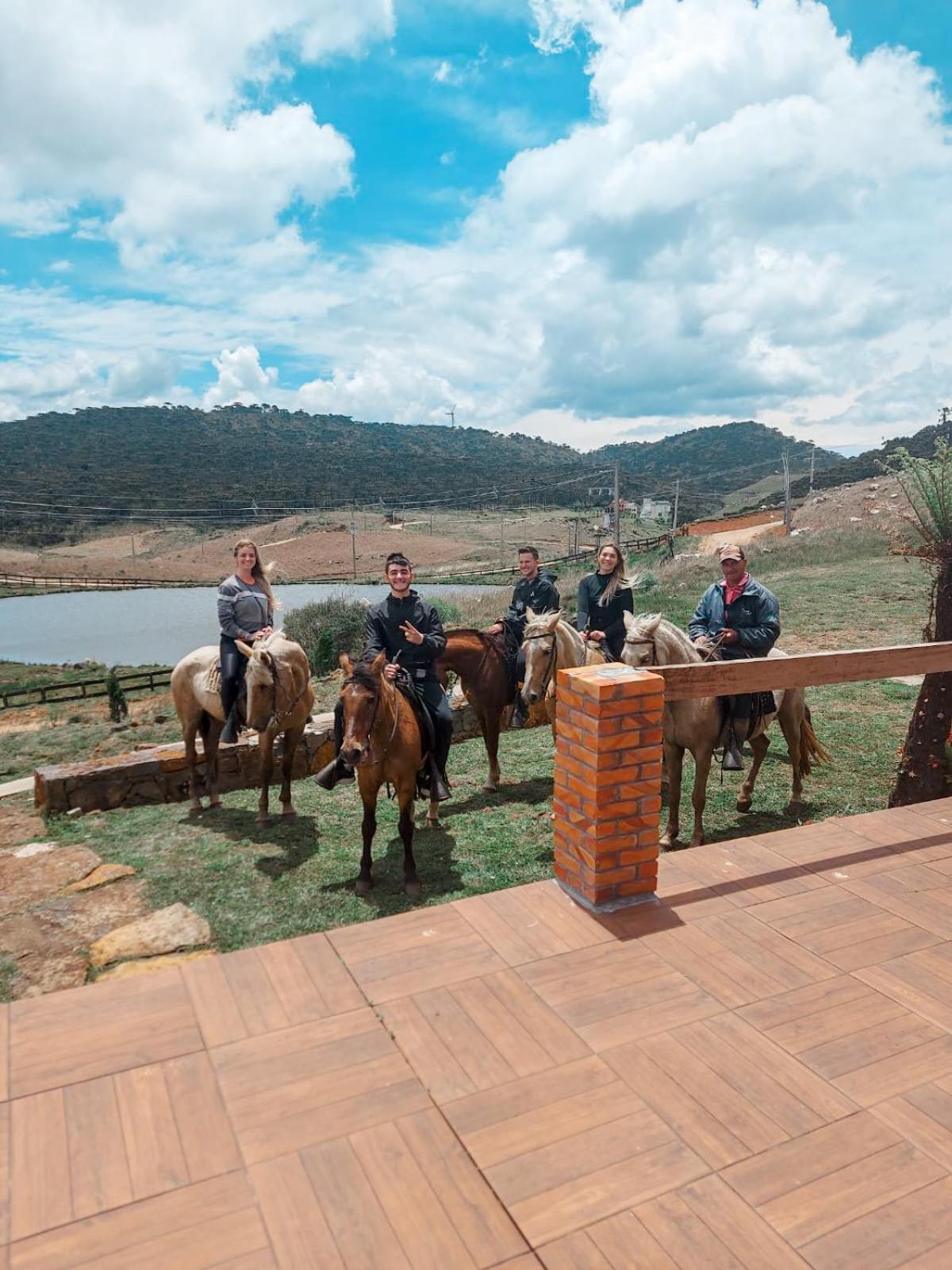 Chalé Guadalupe - Condomínio Altos da Serra