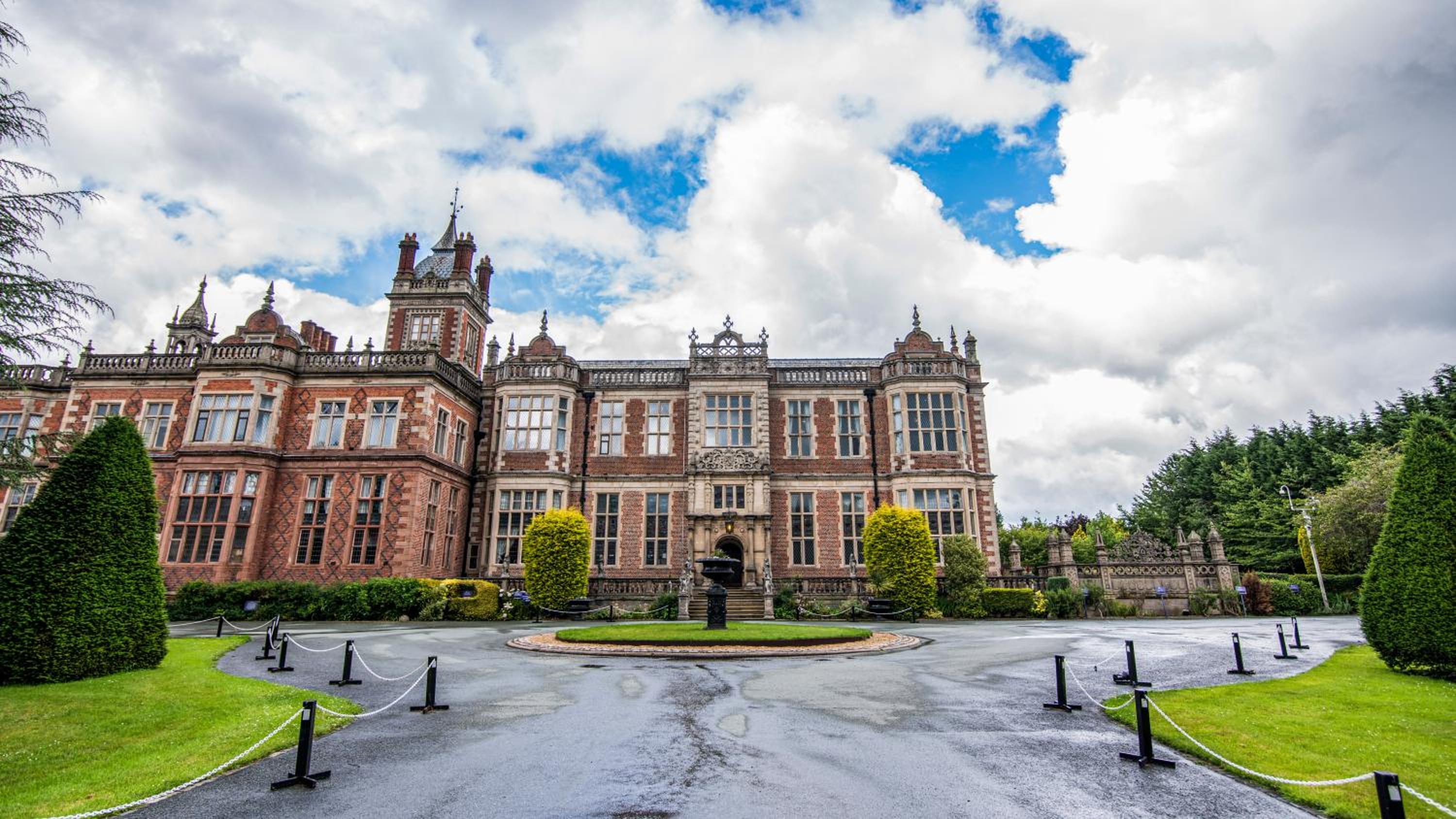 Crewe Vacations - Crewe Hall Hotel  Spa - Cheshire - Property Image 25