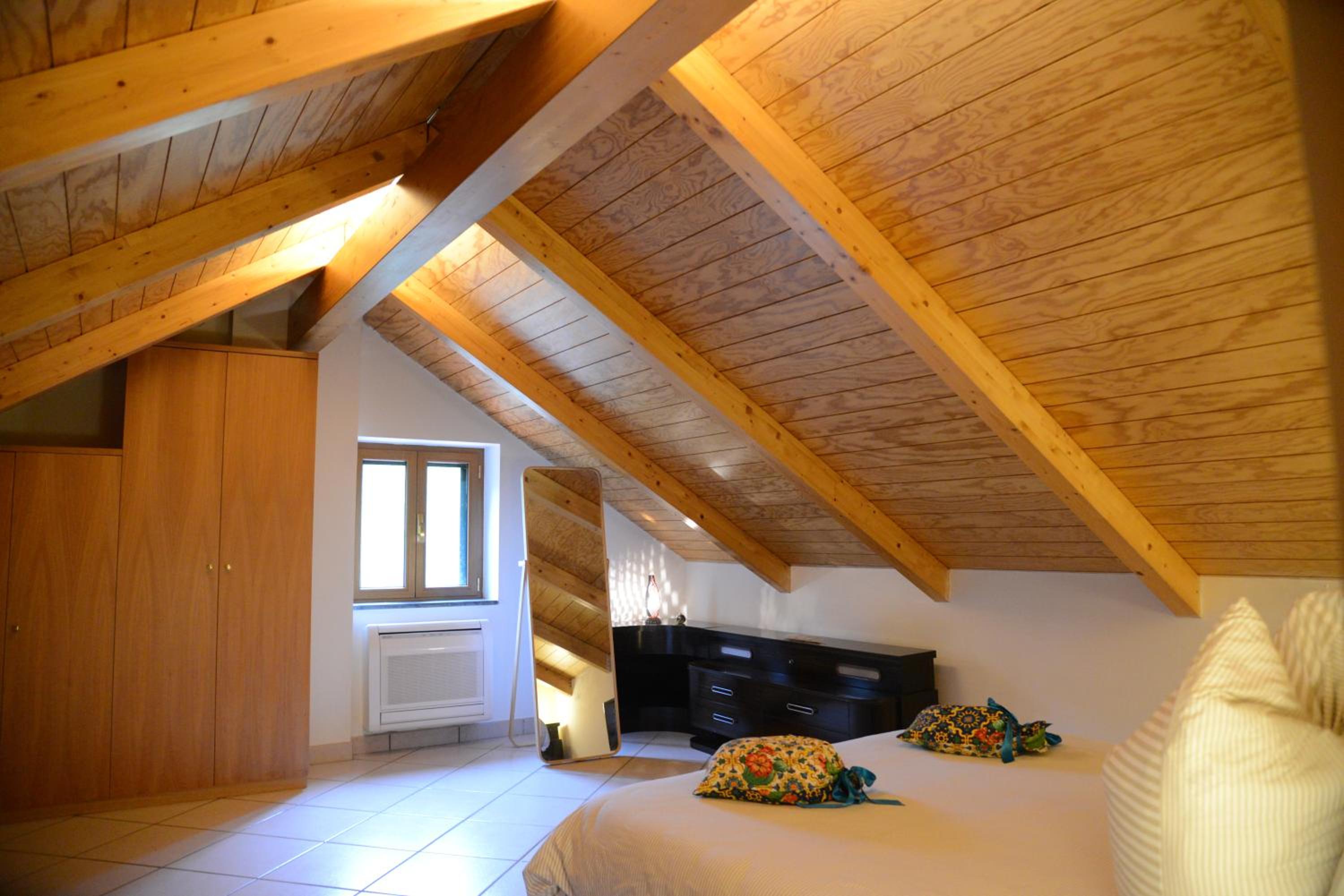 VILLA VICINUS - 120 mq - parking - garden