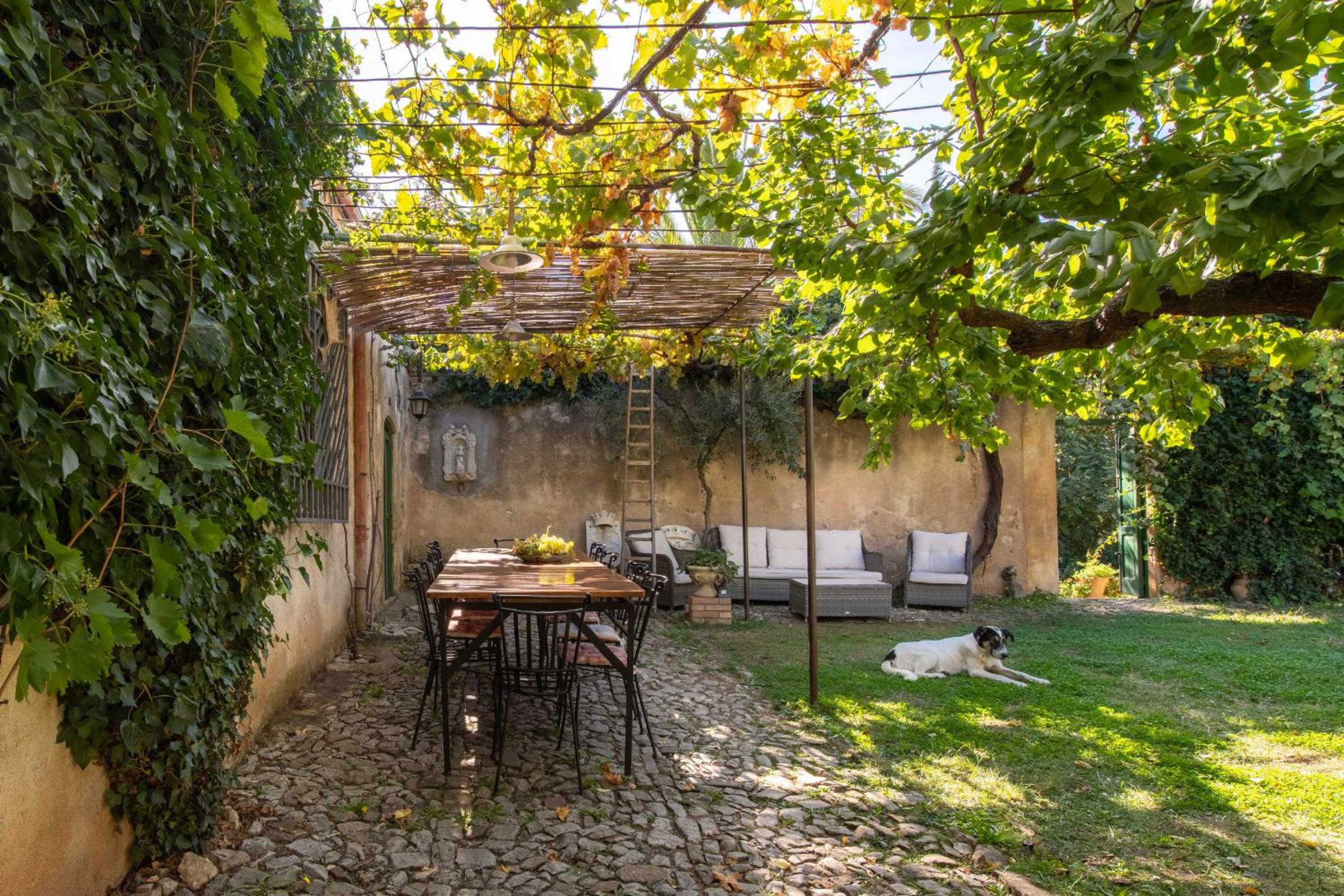 Baglio Scannale con piscina by Wonderful Italy view 3