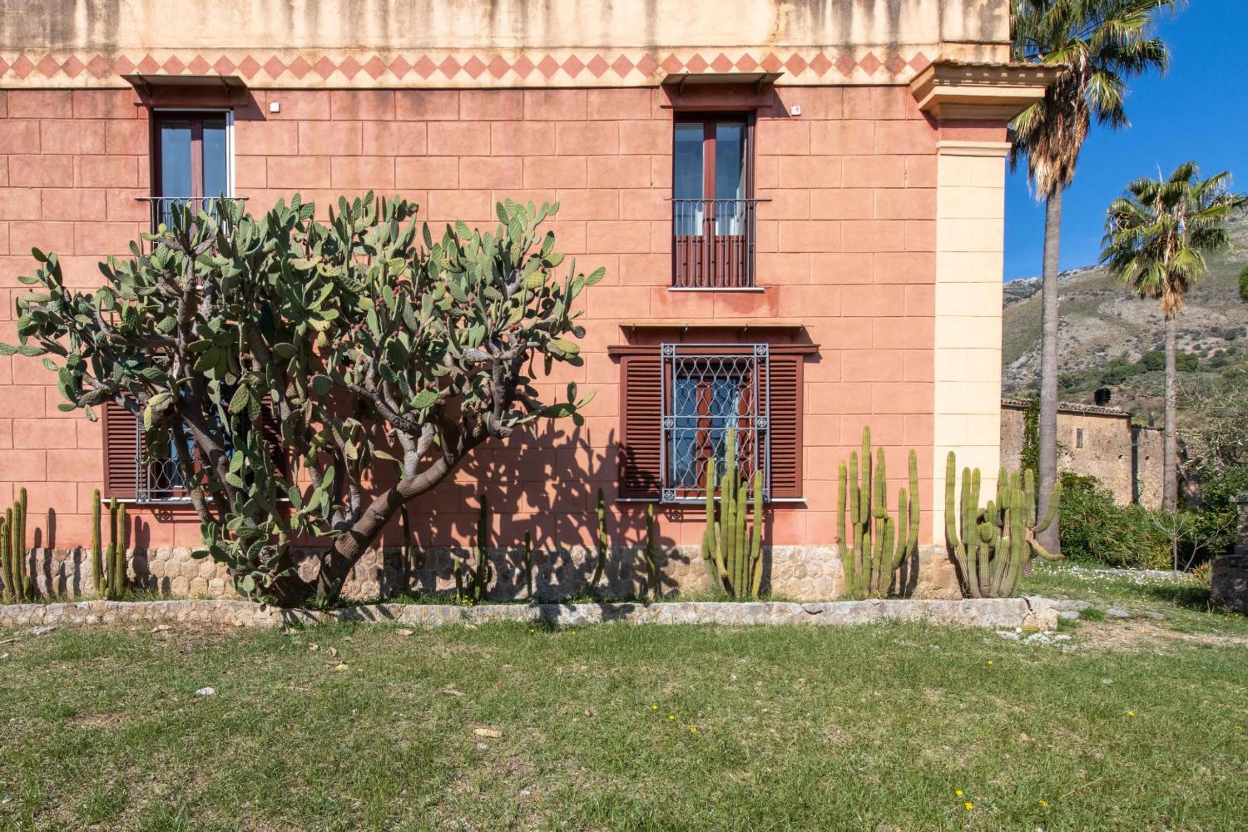 Baglio Scannale con piscina by Wonderful Italy view 4