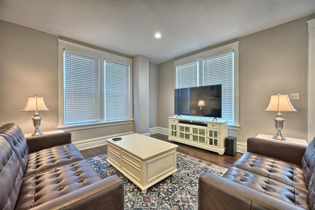 Suites on Seneca - Lovely 2 Bed 1 Bath Apartment view 4