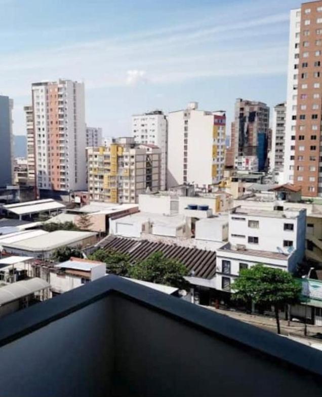 Confortable y Tranquilo Aparta Suite en el Corazón de Bucaramanga, Exterior con hermosa vista sobre la ciudad