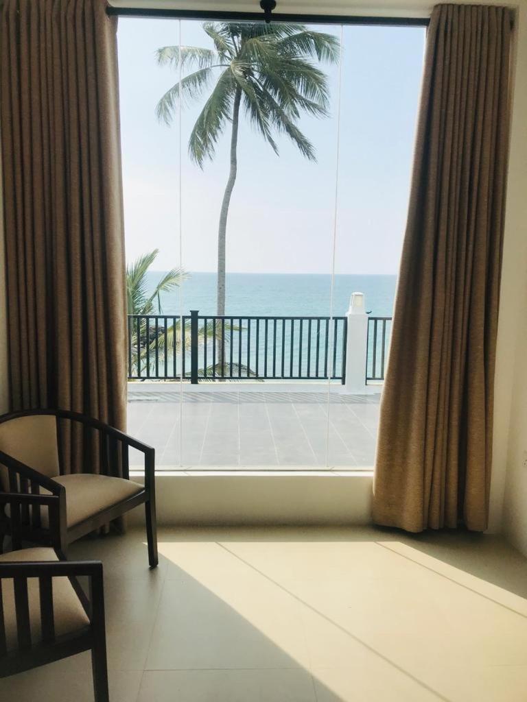 White Sand Villa - Beach front view 5