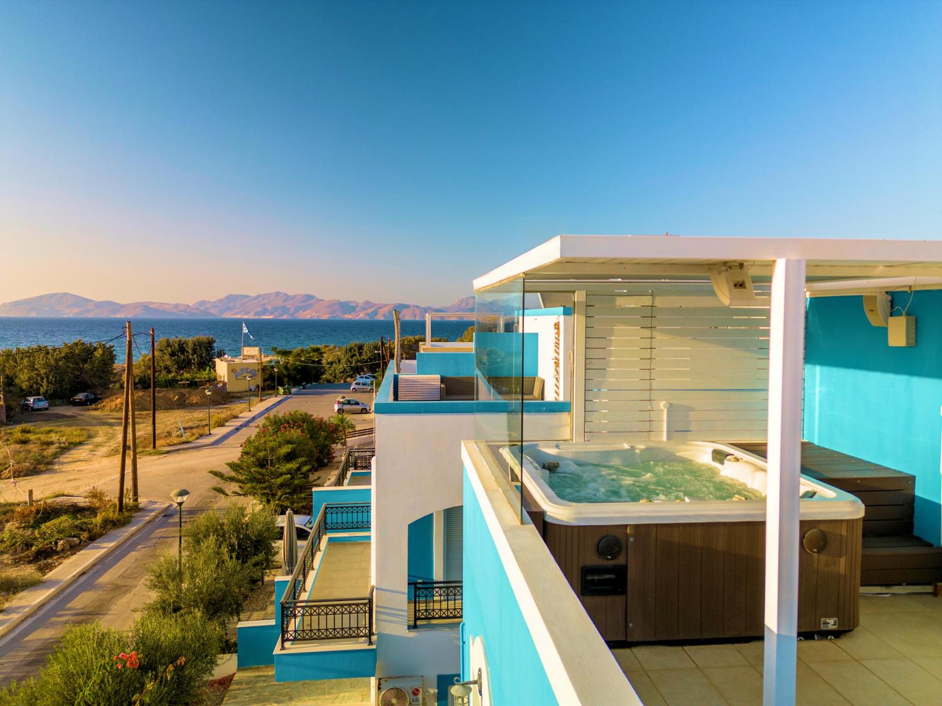 Seabreeze Villa - with Jacuzzi & heated pool view 2