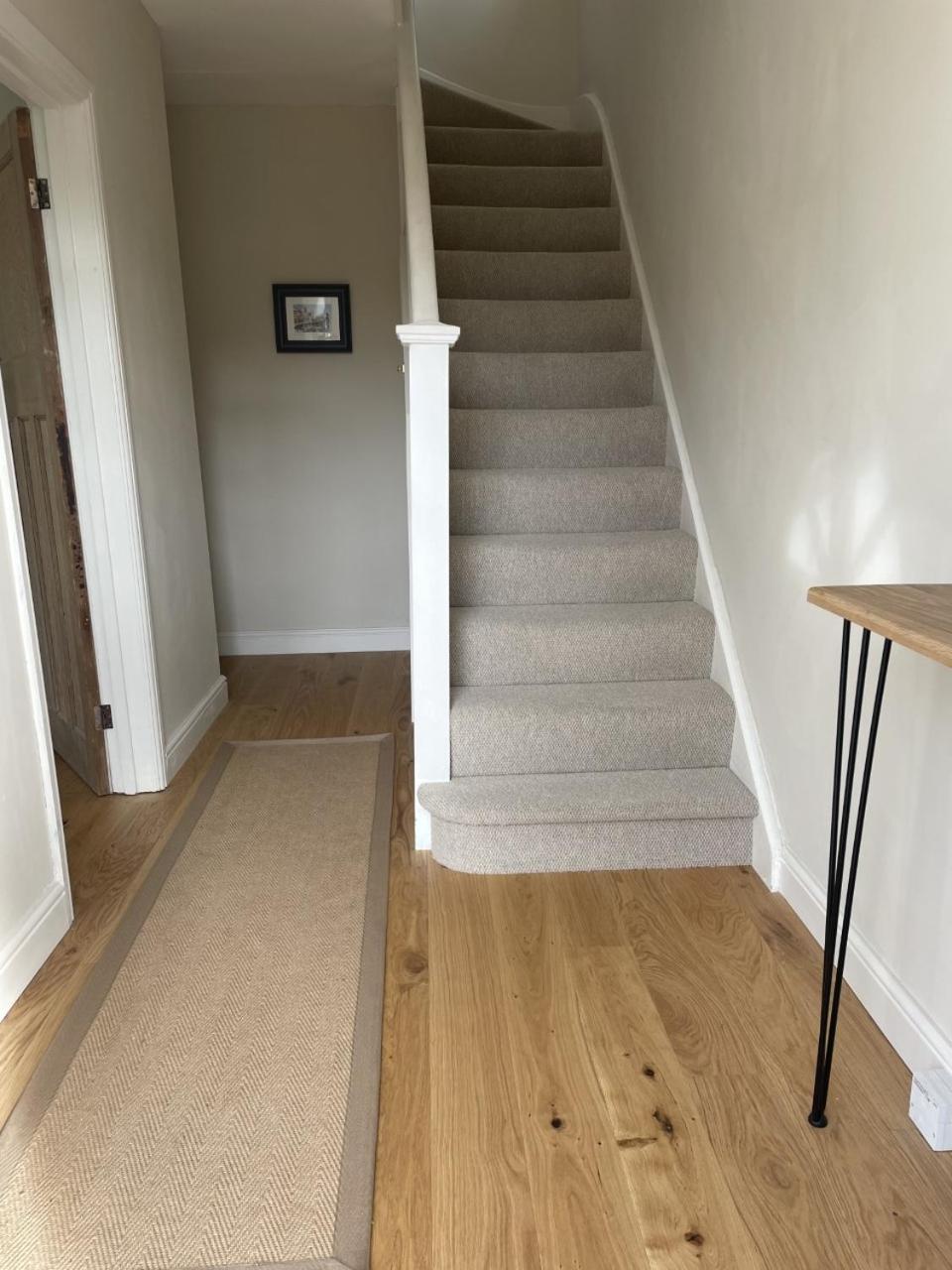 No 12 - Stylish & homely 3 bed with parking close to city centre
