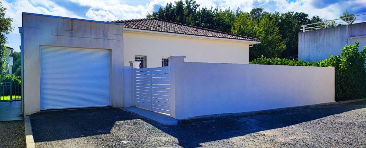 Villa close to the sea view 2
