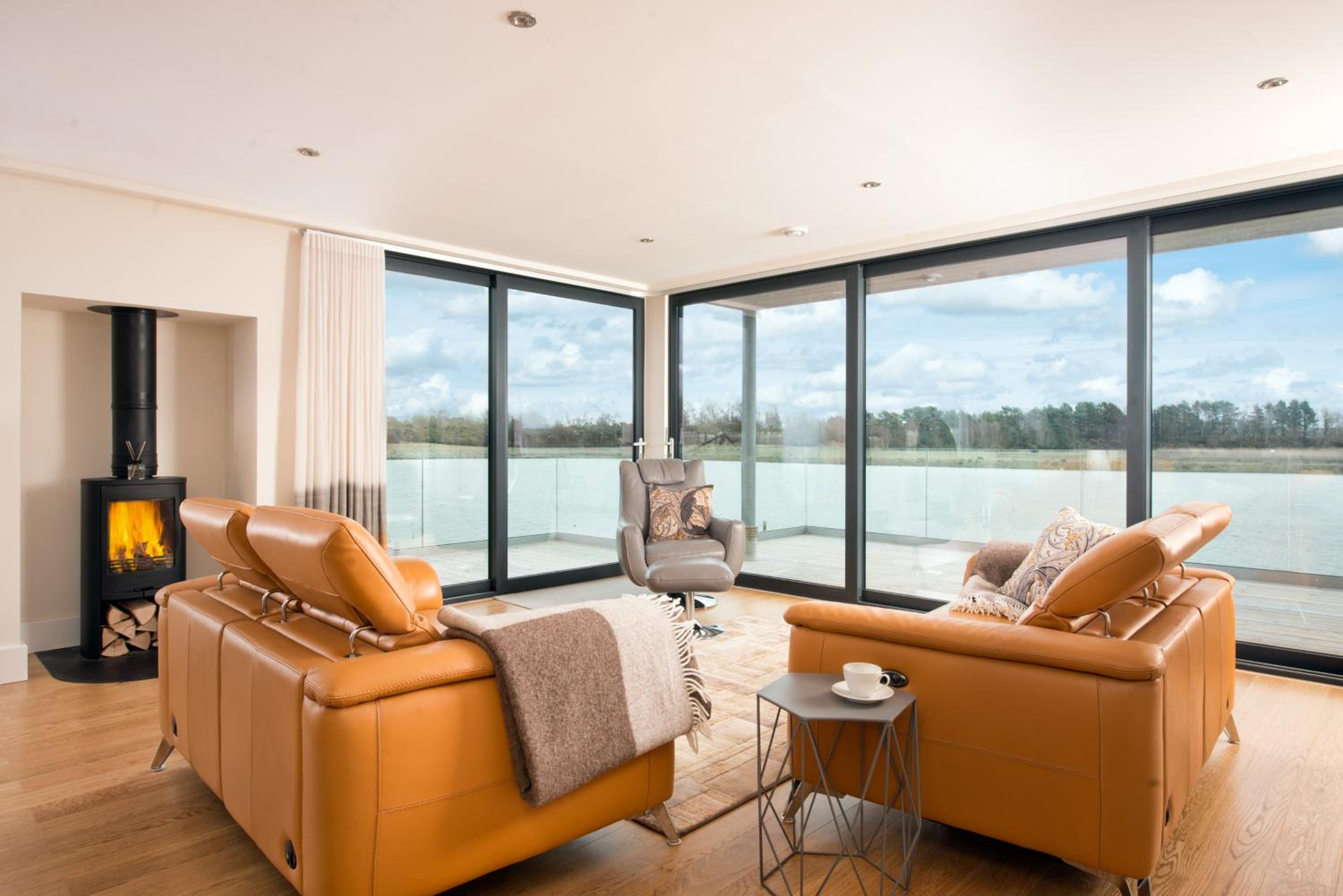 Lakeside property with spa access on a nature reserve Driftwood BV09 view 3