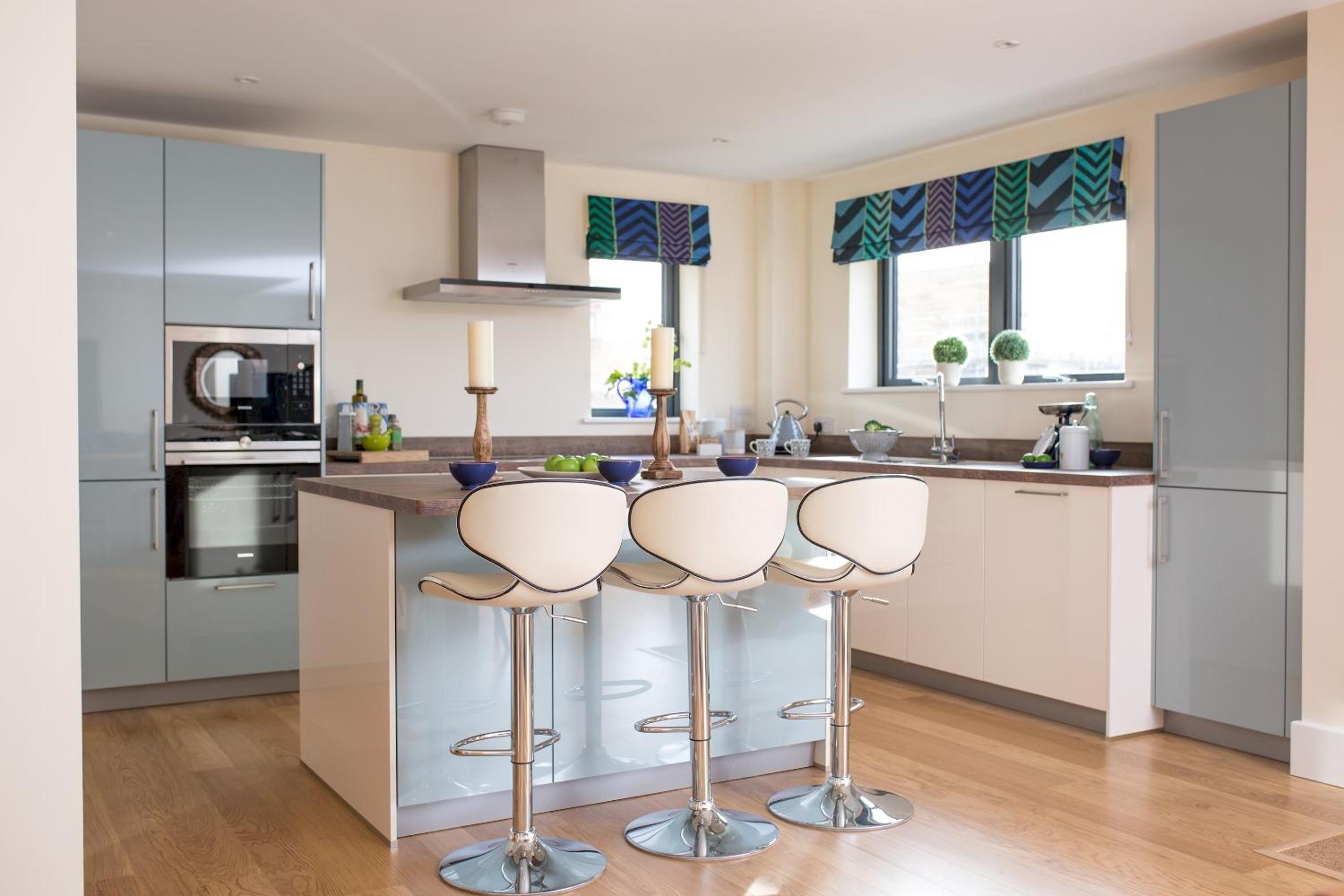 Lakeside property with spa access on a nature reserve Rainbows BV17 view 5