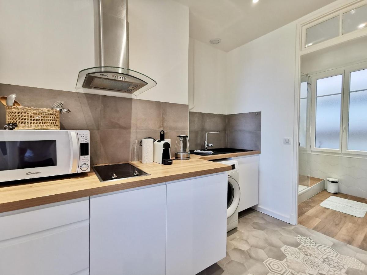 LE FOCH by Booking Guys view 3
