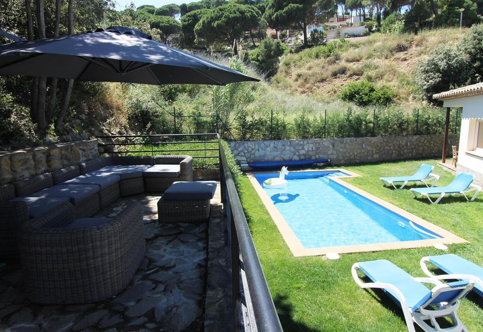 Villa with Pool Ac and Sea View view 5