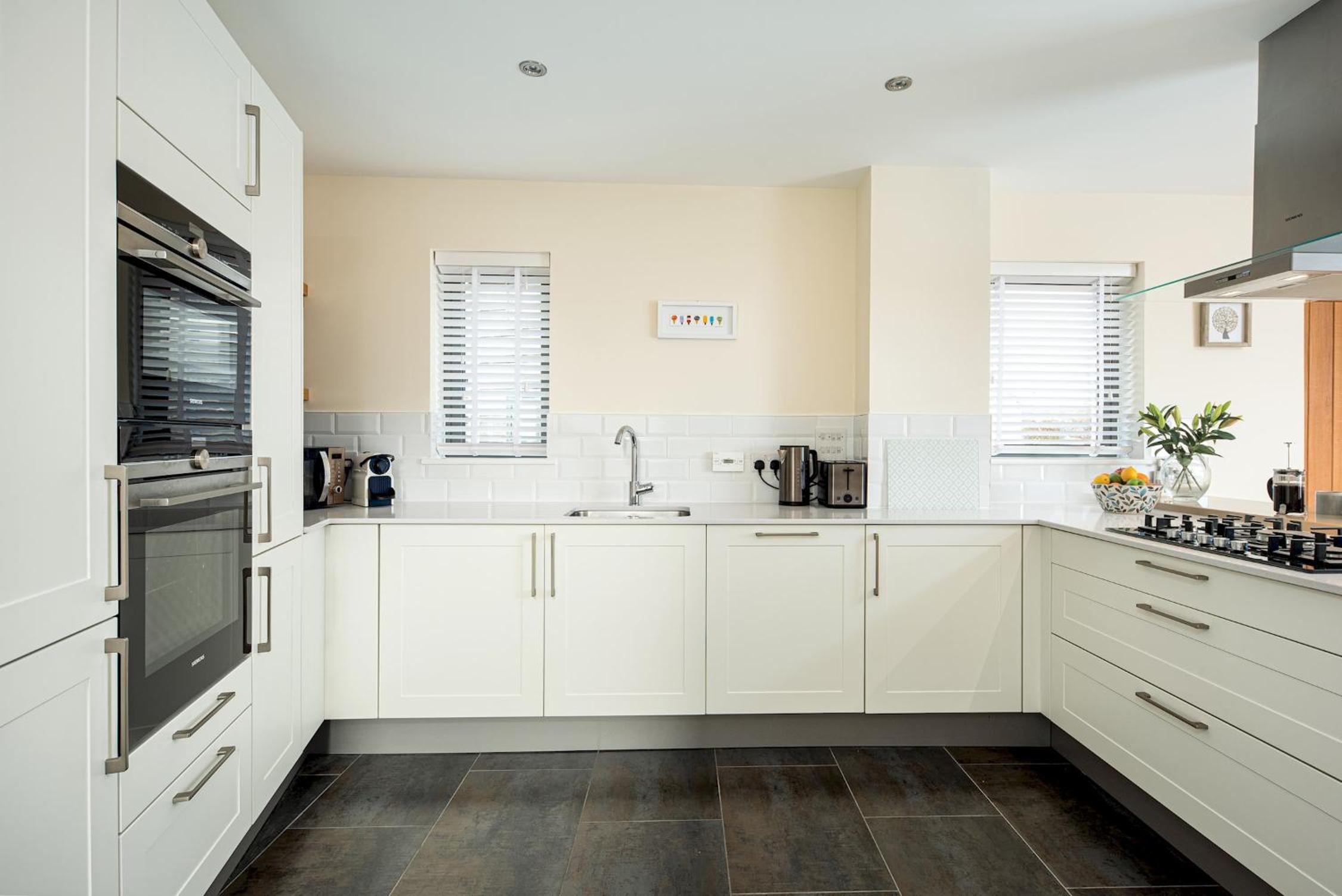 Luxury property with spa access on a nature reserve Hambury Cottage BV22 view 3