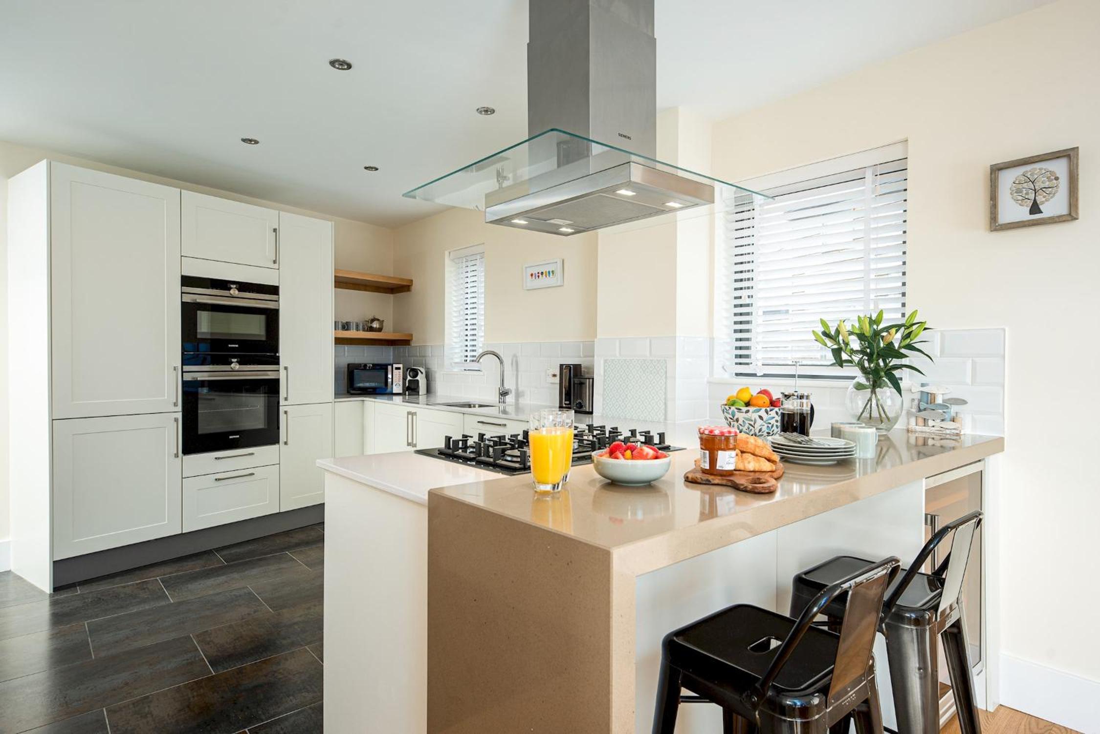 Luxury property with spa access on a nature reserve Hambury Cottage BV22 view 4