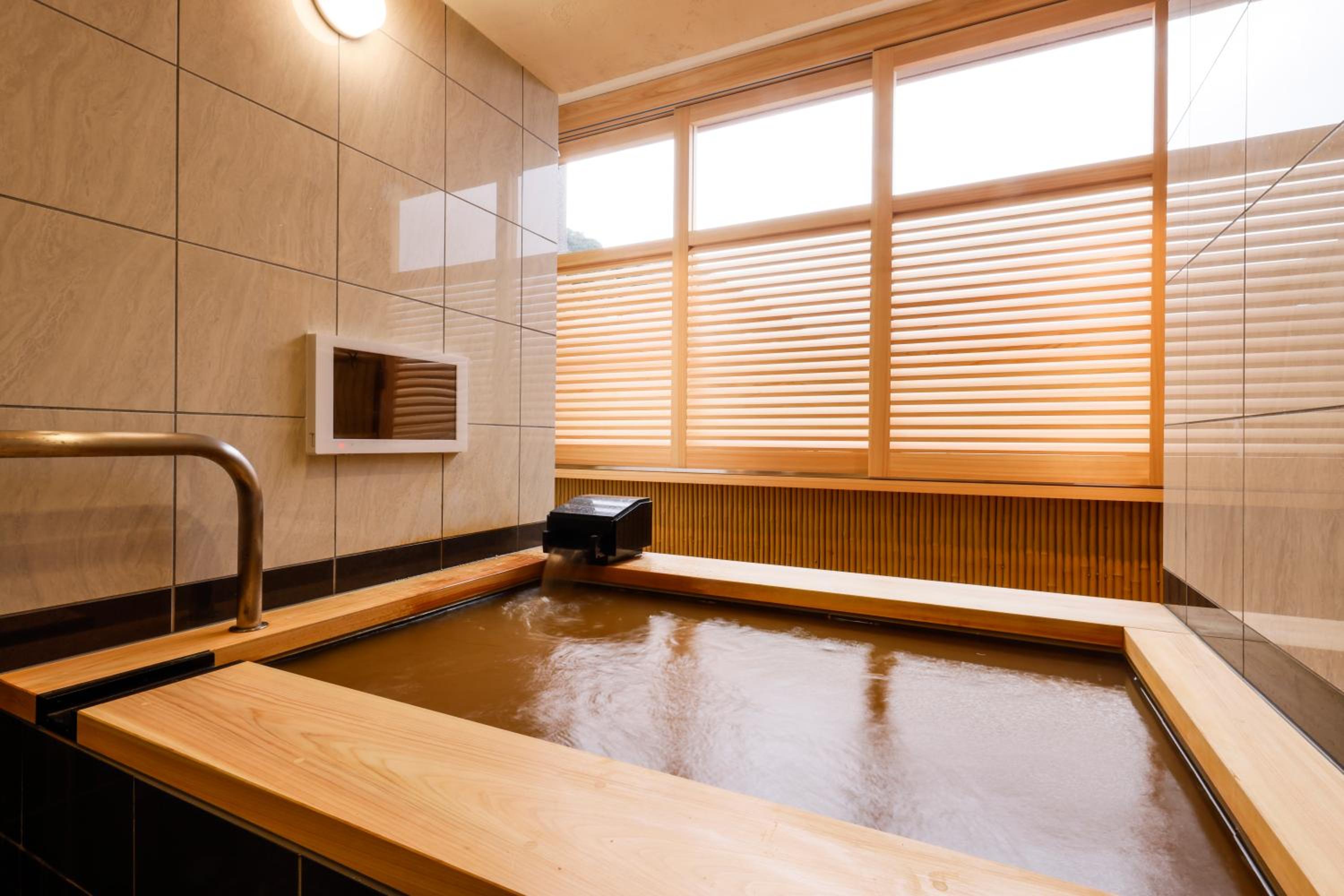Arima Hot Spring Ryokan Hanamusubi