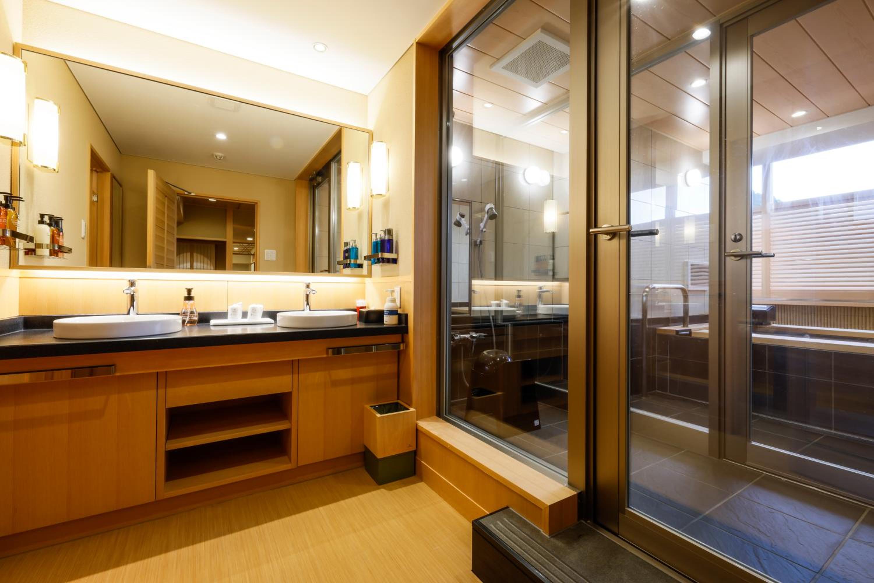 Arima Hot Spring Ryokan Hanamusubi