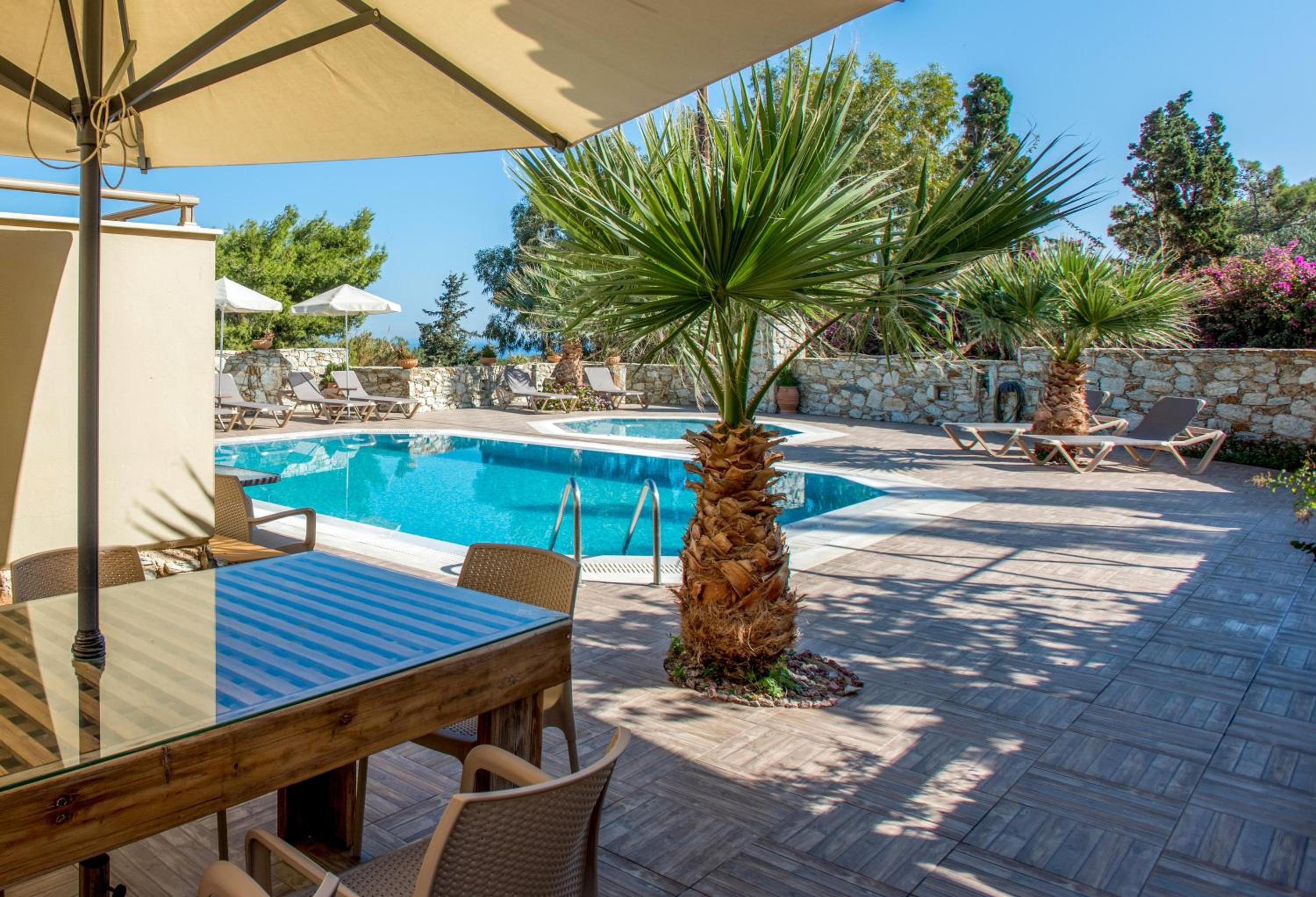 Family seaside Kladissos Villa with private heated pool! view 2