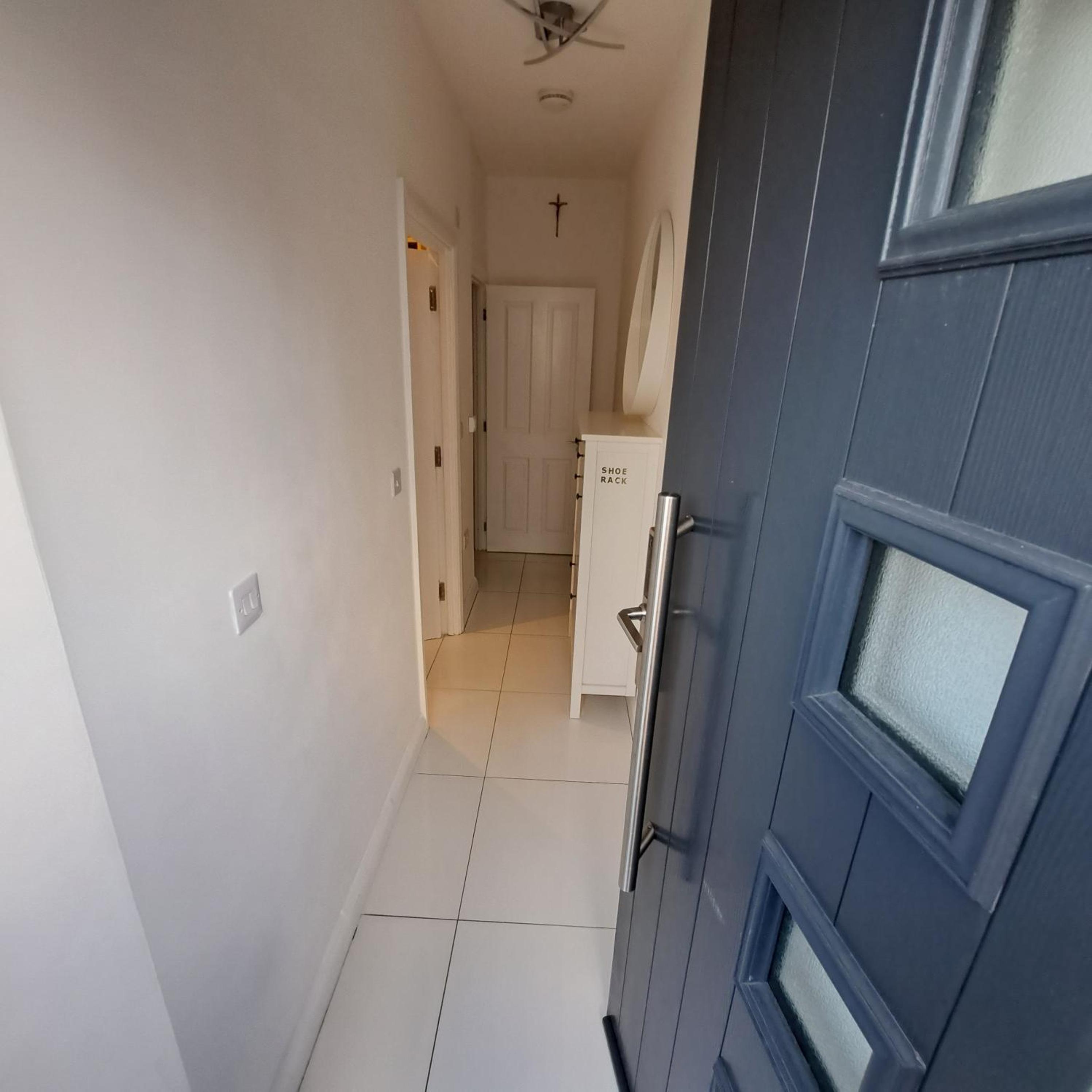 Lovely and Modern Groundfloor 1 Single Bedroom Condo with Netflix, Tea/Coffee/Biscuits view 2