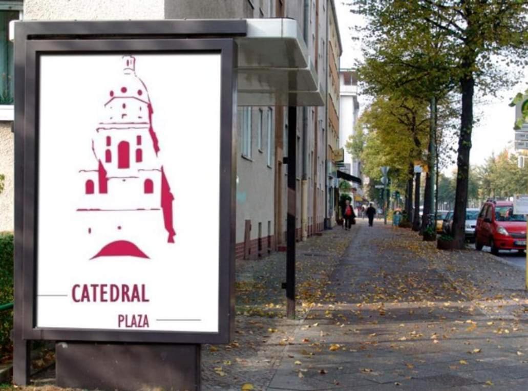 Catedral Plaza