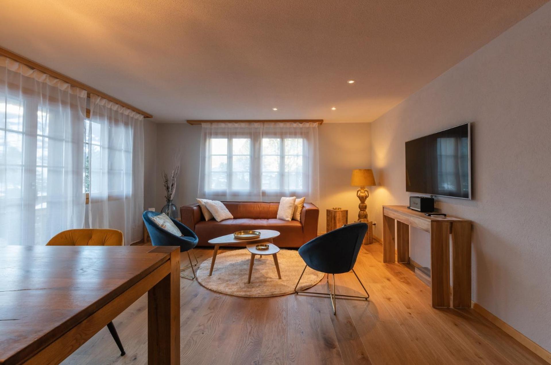 The Blue Ice Apartment - GRINDELHOMES view 4