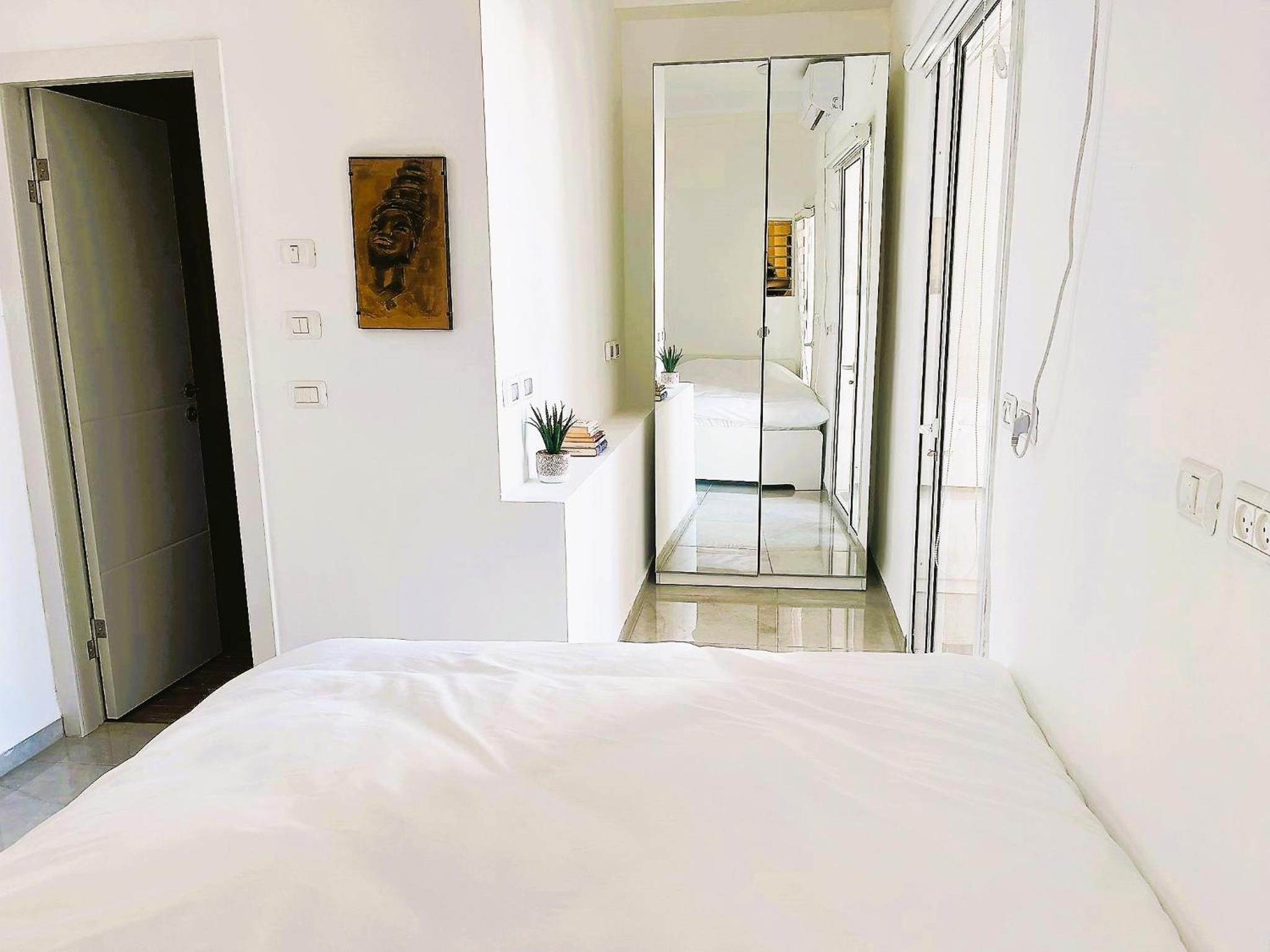 A cozy 2bdrm home in Wadi-Nisnas Haifa view 5