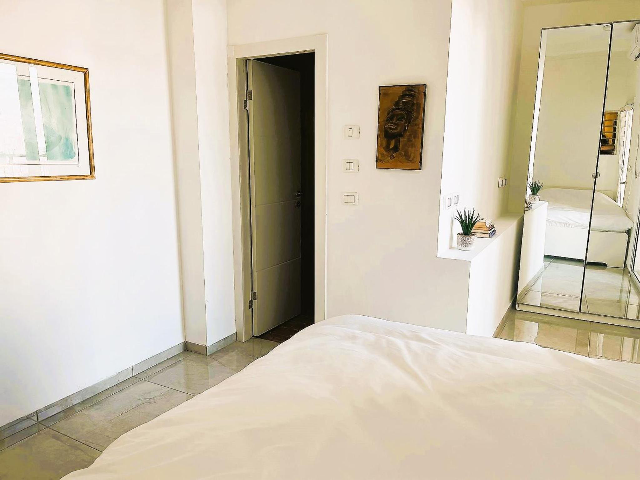 A cozy 2bdrm home in Wadi-Nisnas Haifa view 4