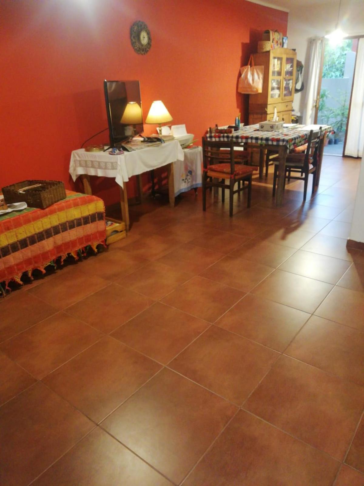 Casa descanso López y Planes a 4 cuadras playa, barrio tranquilo, ideal familia cerca Avenida Constitución