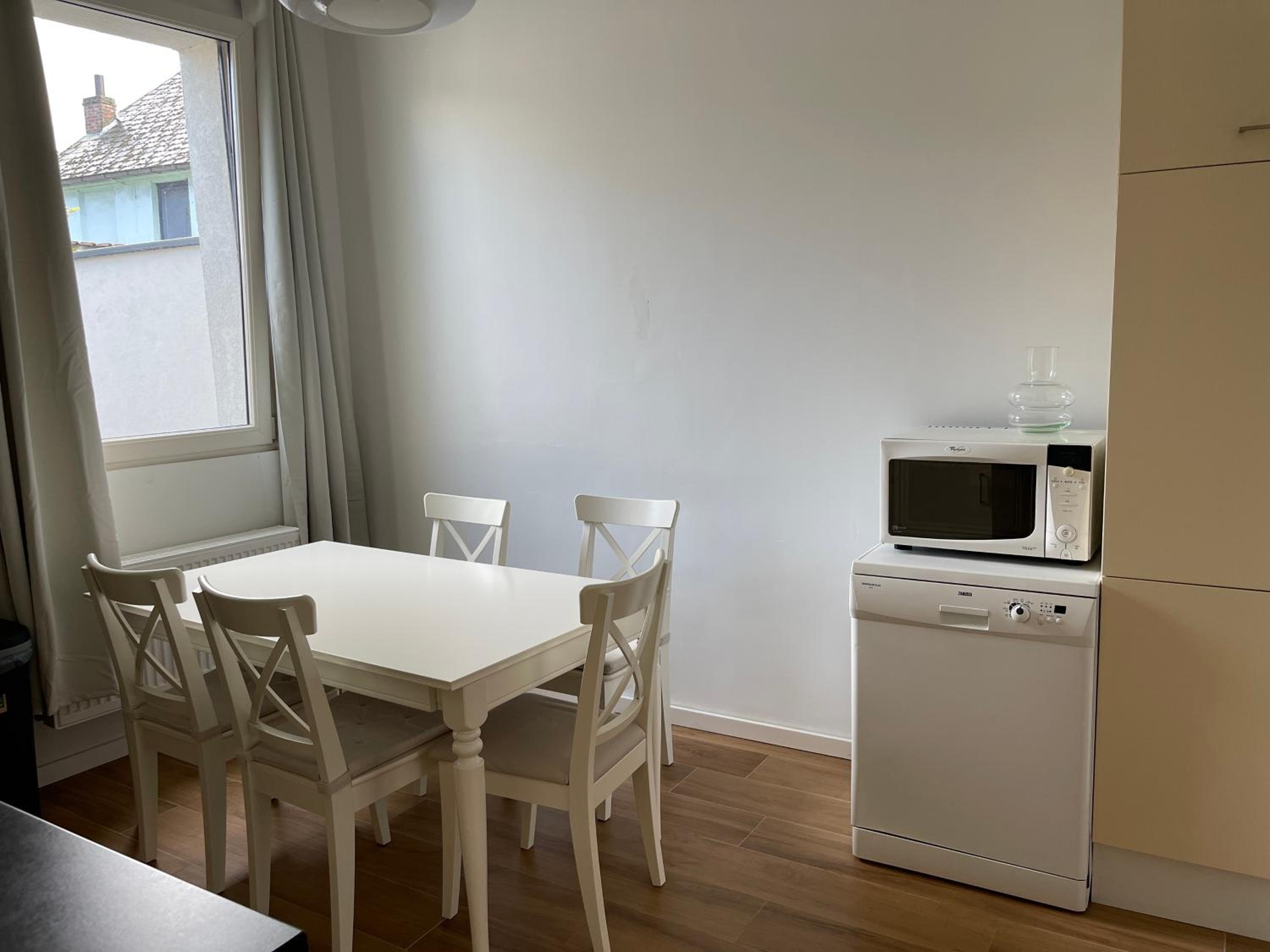 House between Antwerp and Brussels