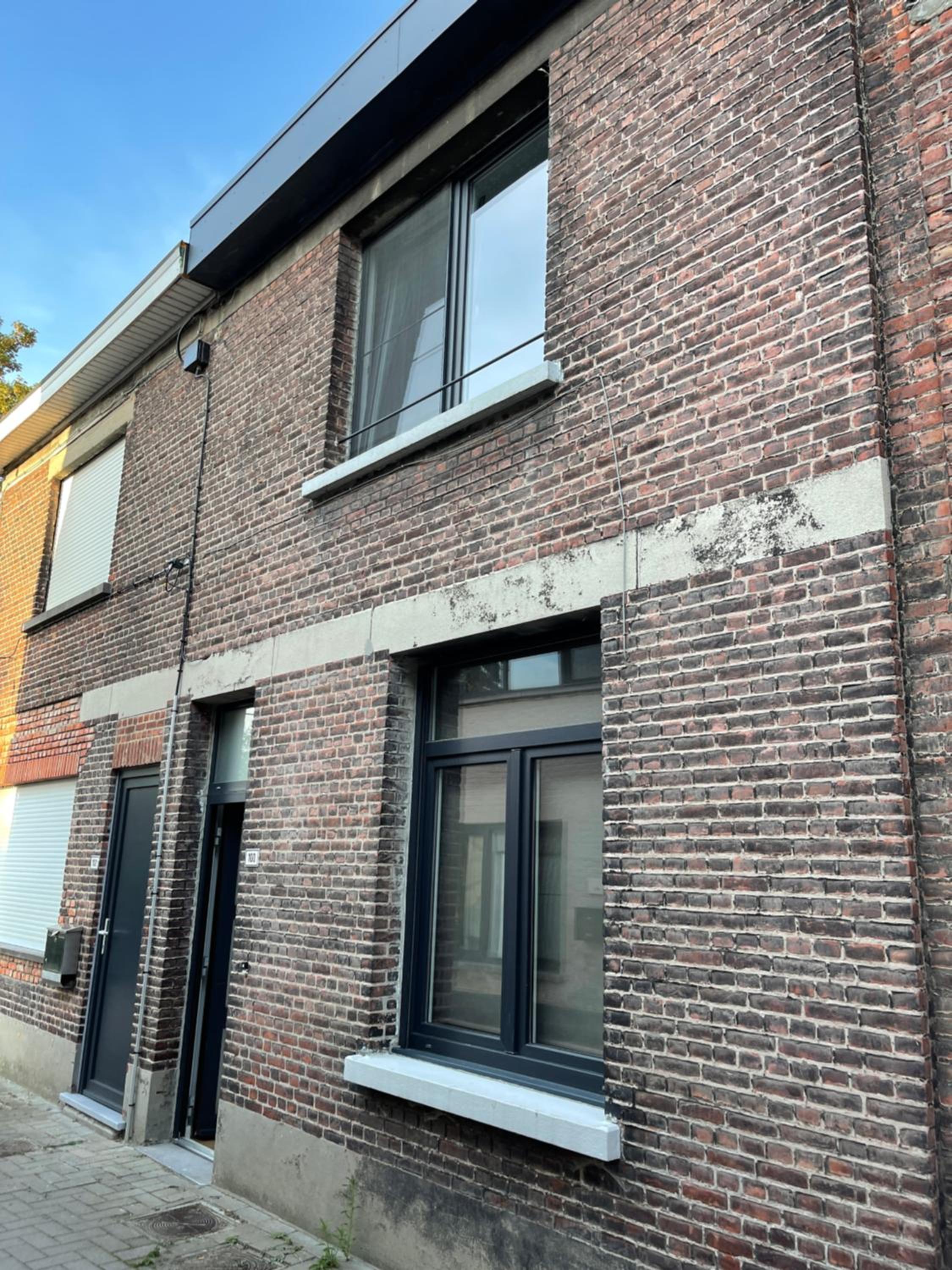House between Antwerp and Brussels