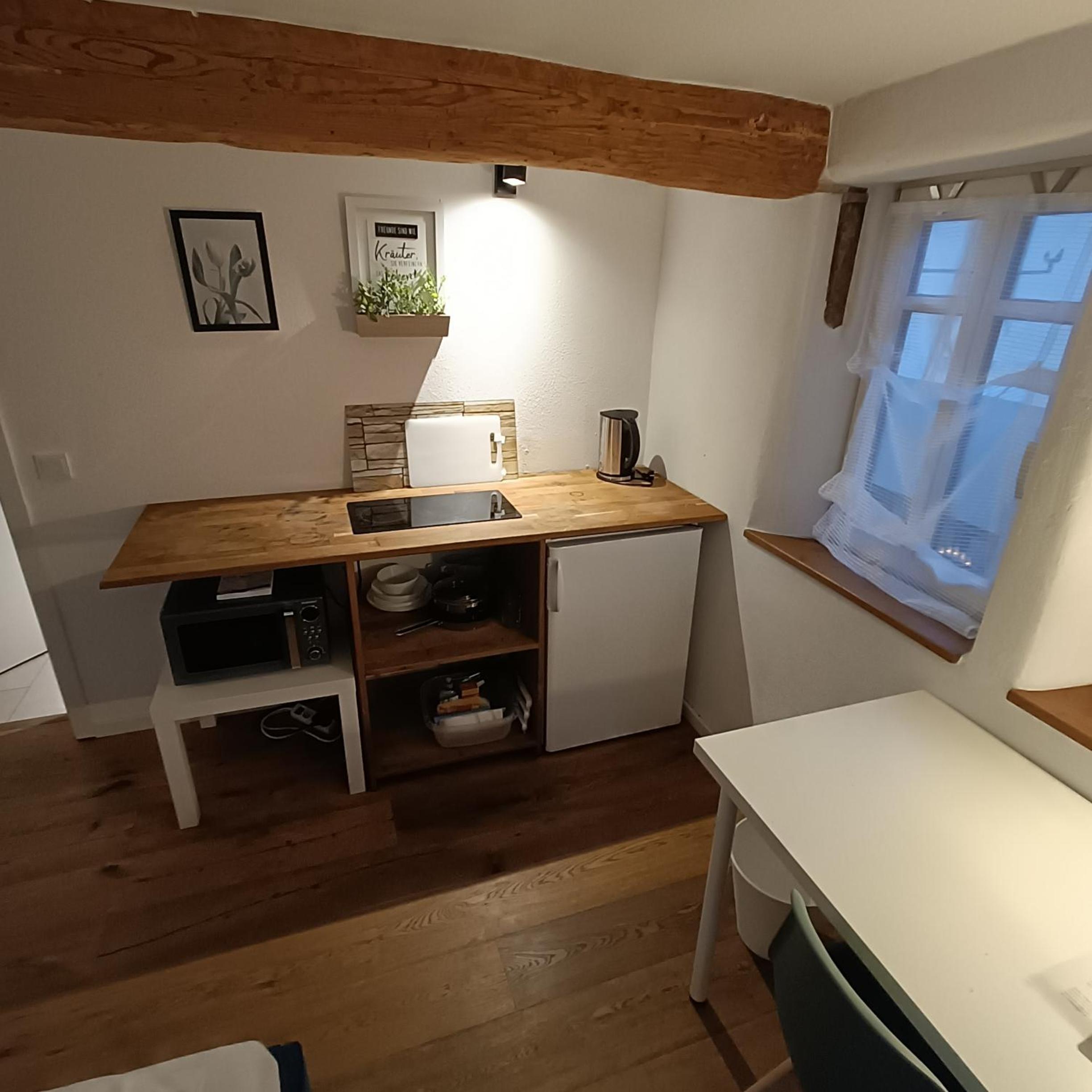 Apartments & möblierte Zimmer in Kahl am Main, Self-Check-In, W-Lan, Küchenzeile für Selbstversorgung, PKW-Platz