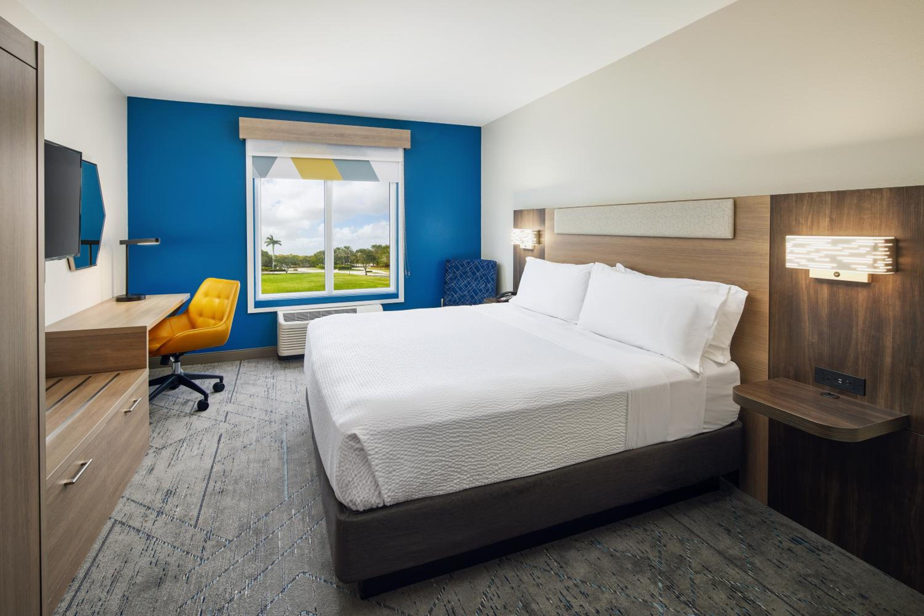 West Palm Beach Vacations - Holiday Inn Express Hotel  Suites Port St. Lucie West, an IHG Hotel - Property Image 13
