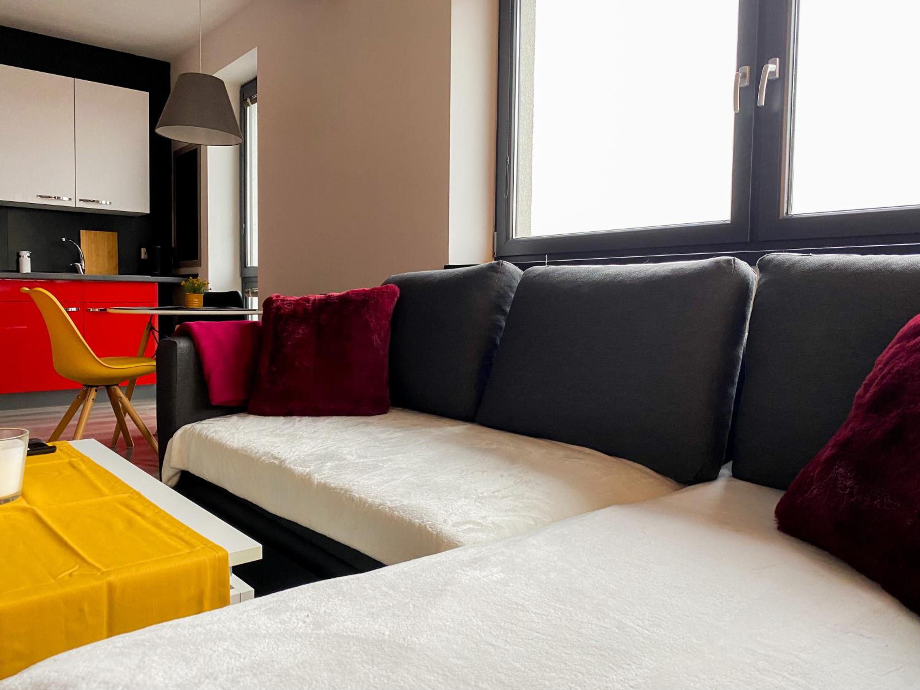 Cozy Residental Apartment view 2