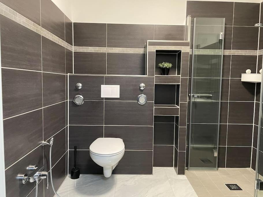 Fully equipped apartment 3 rooms 5 Bed
