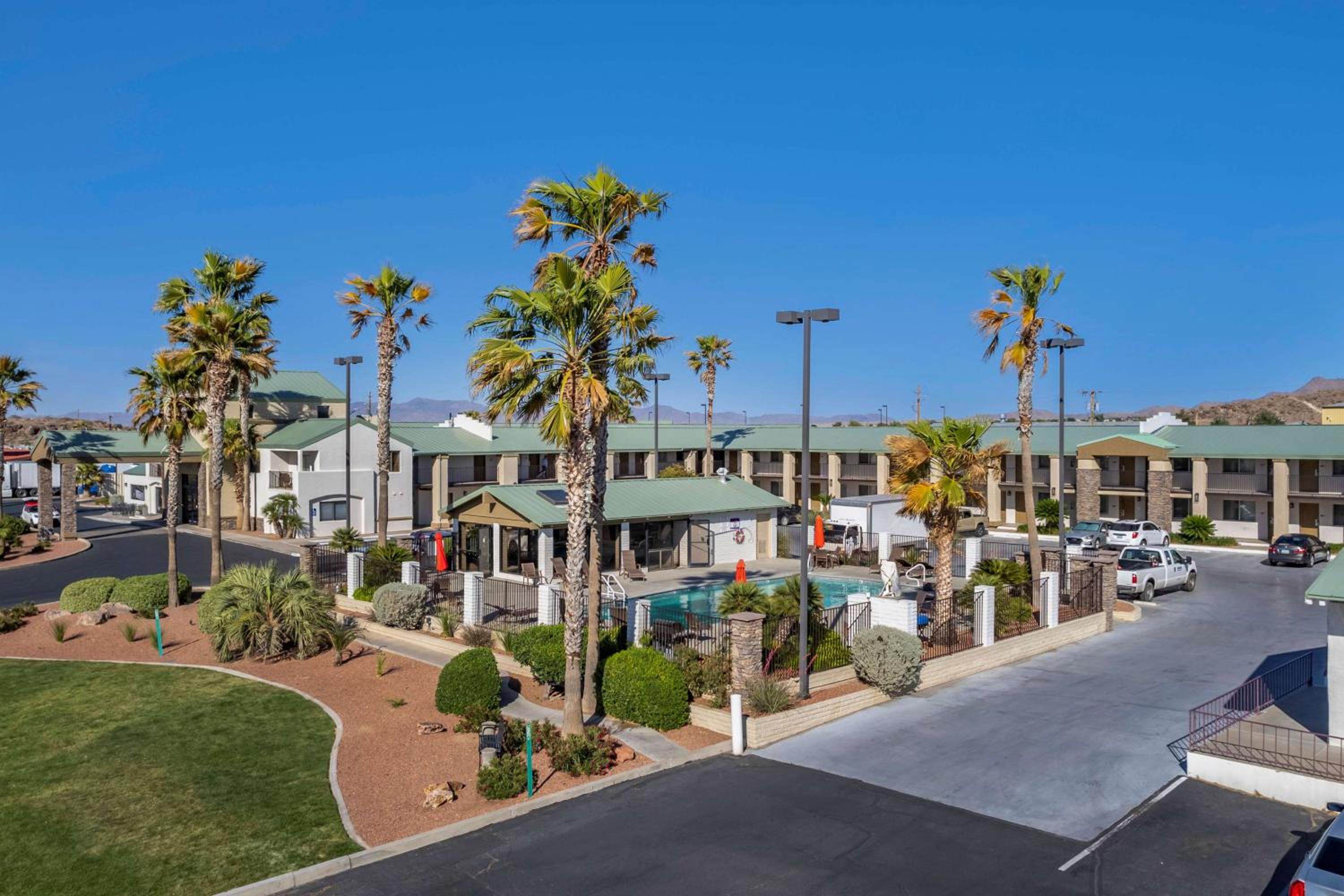 Kingman Vacations - Best Western Plus King's Inn and Suites - Property Image 9