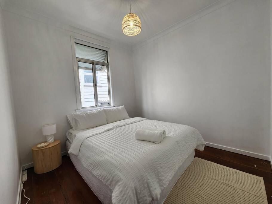 Brisbane Vacations - Classic Brisbane Queenslander with Pool Yard - Property Image 11