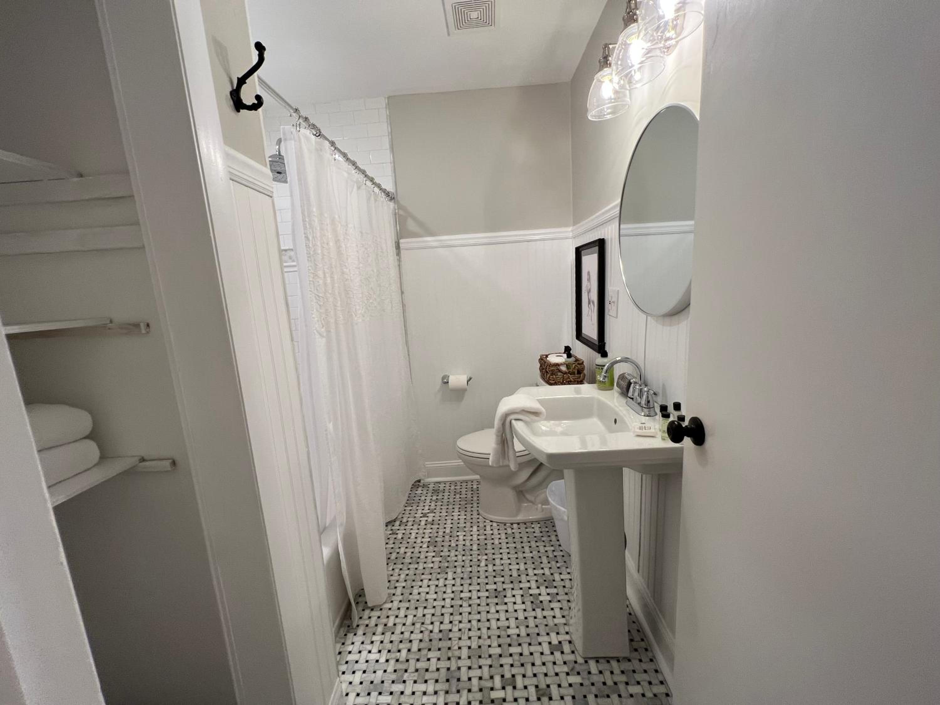 Rose Hill Inn - Property Image 30