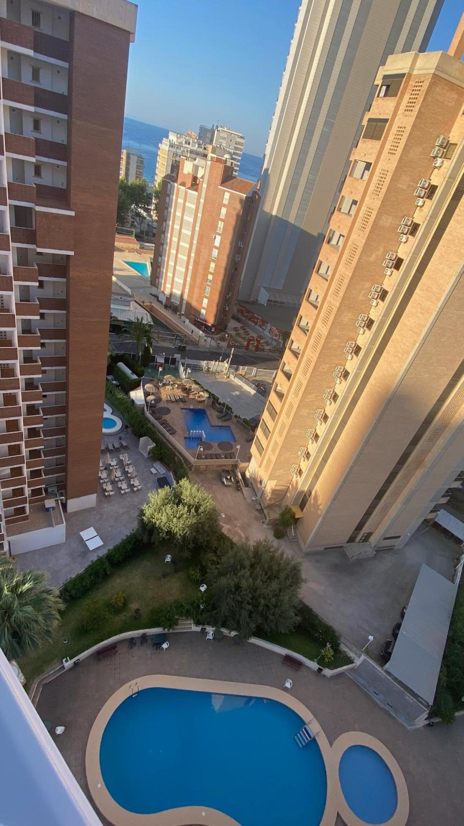 SOLYMAR LEVANTE Apartamento Completo con Piscina y Parking Comunitario