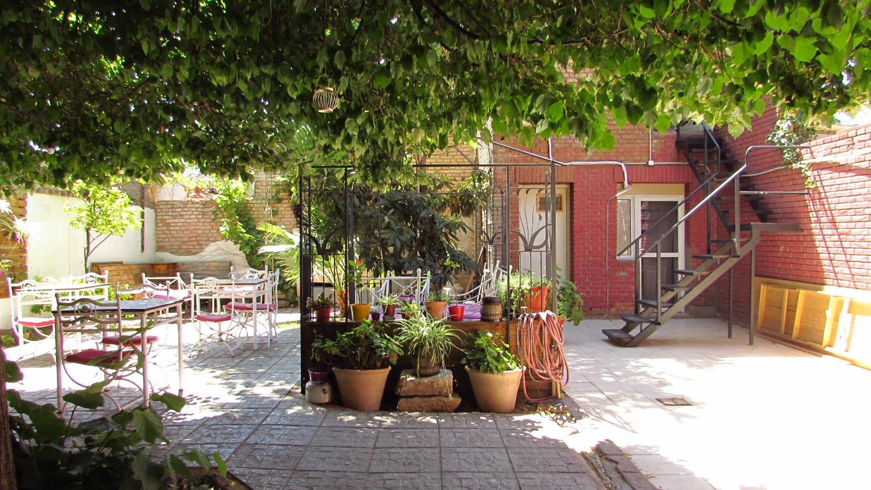 Mora Hostel