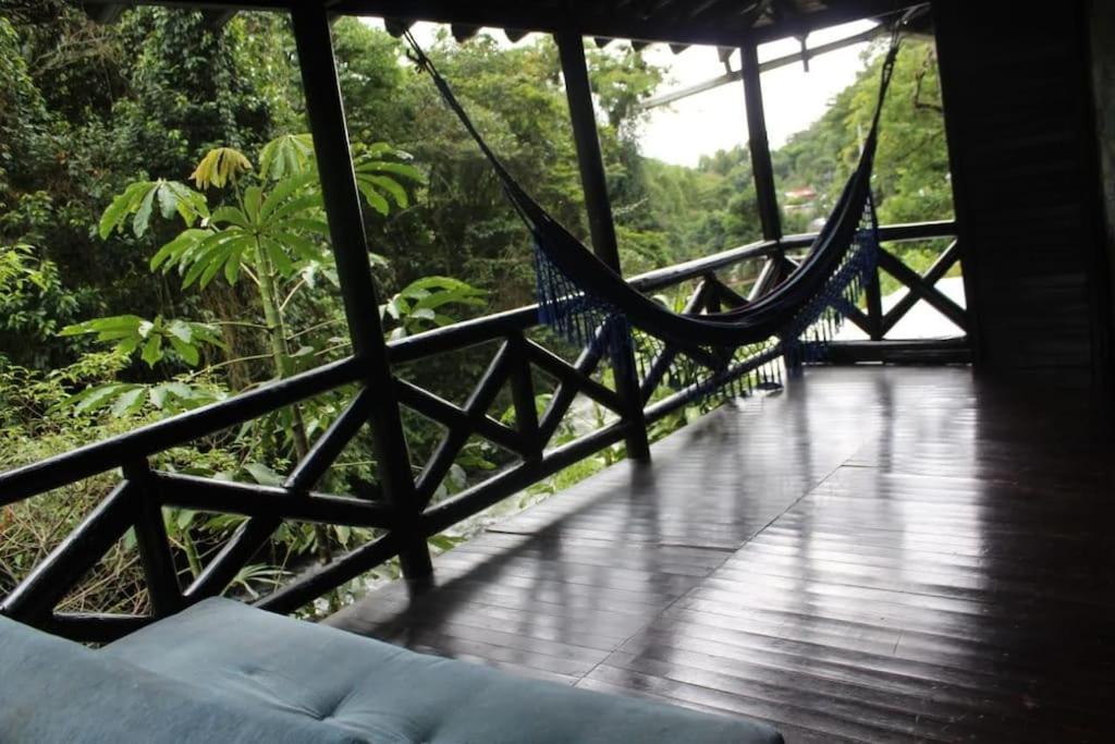 Chalet al lado del rio Pance