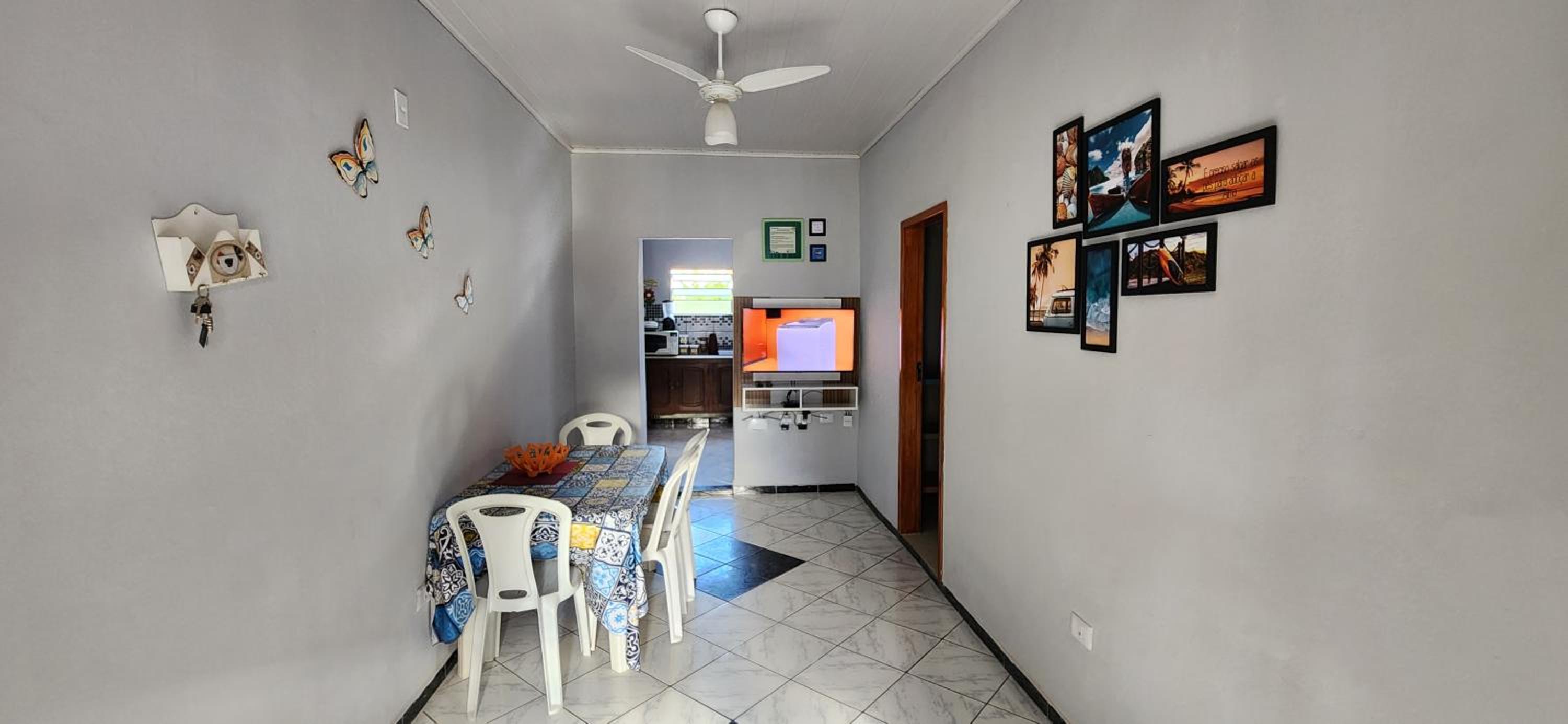 Casa Abade - 4 Quartos - Excelente Localização
