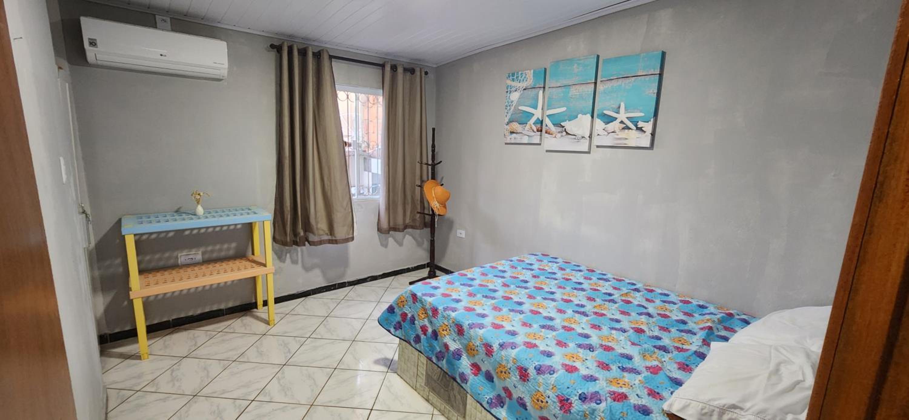 Casa Abade - 4 Quartos - Excelente Localização