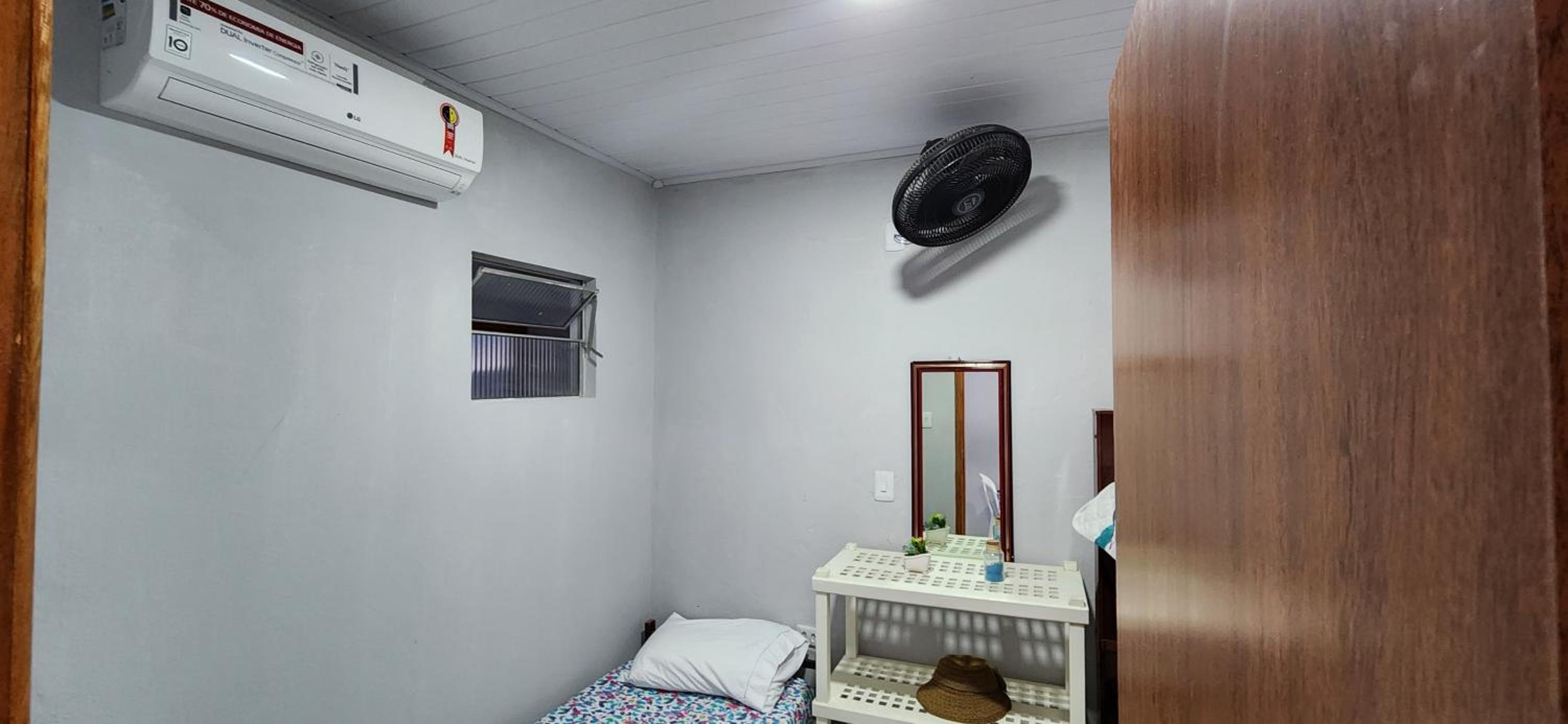 Casa Abade - 4 Quartos - Excelente Localização
