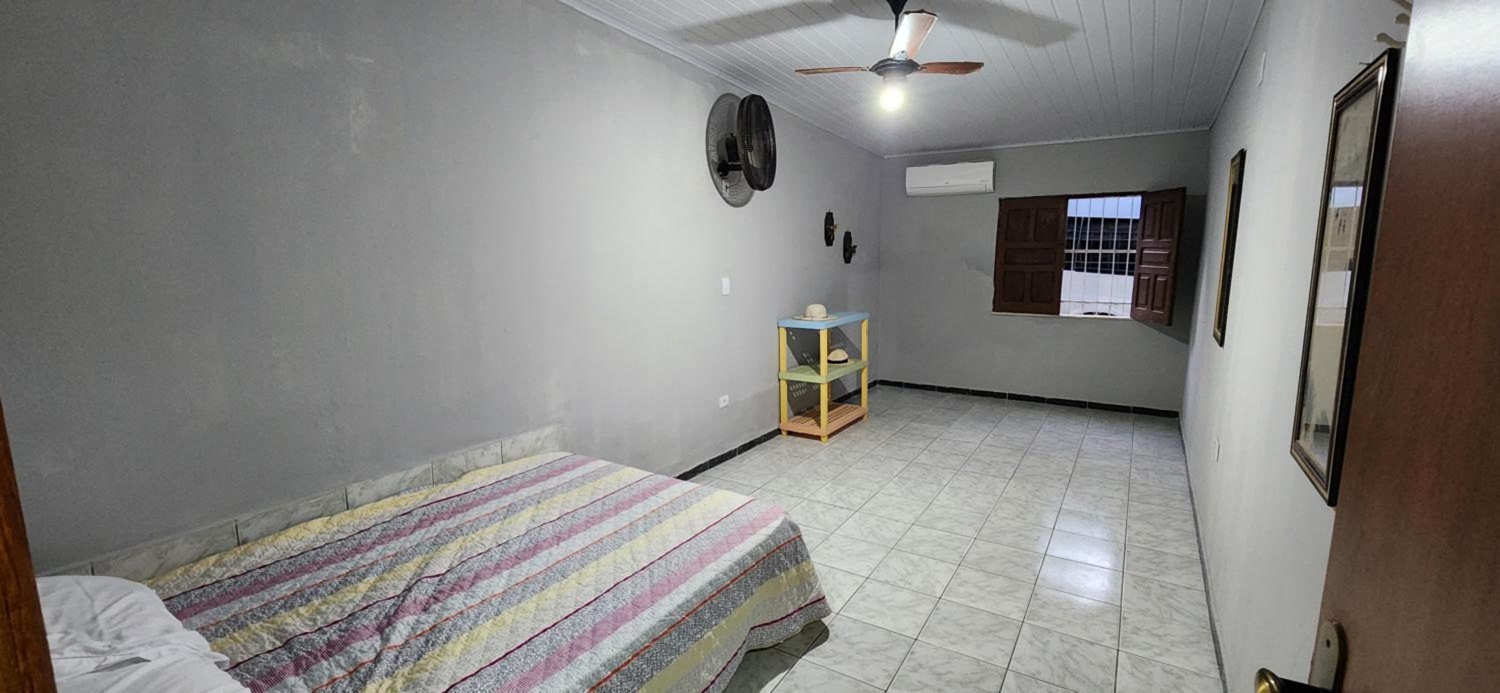 Casa Abade - 4 Quartos - Excelente Localização