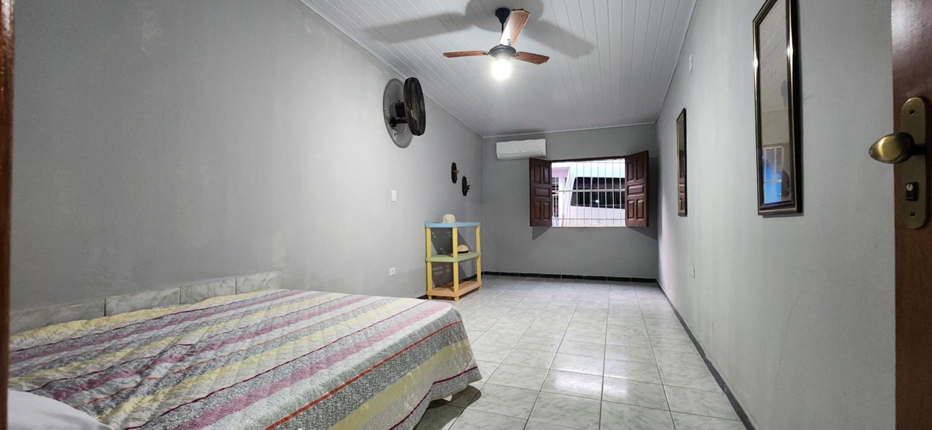 Casa Abade - 4 Quartos - Excelente Localização