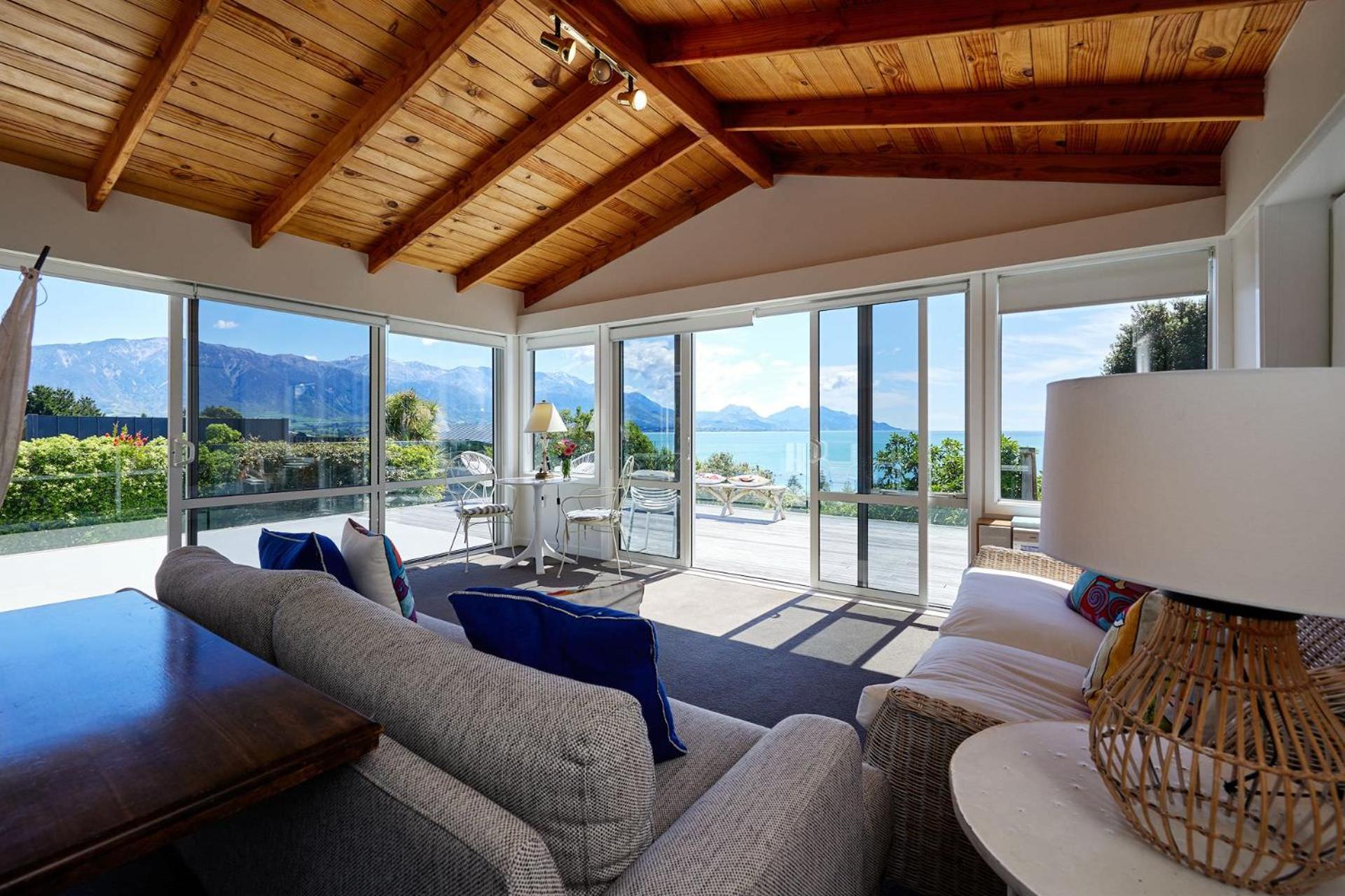 Expansive Views, Spacious, Large Yard - KK24113 view 3