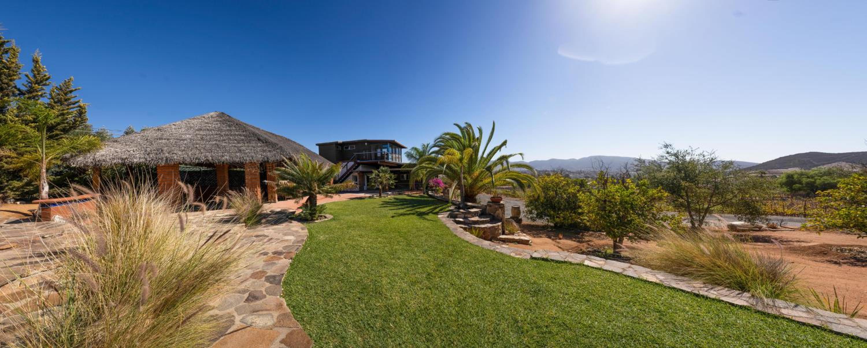 Rancho Cien Piedras