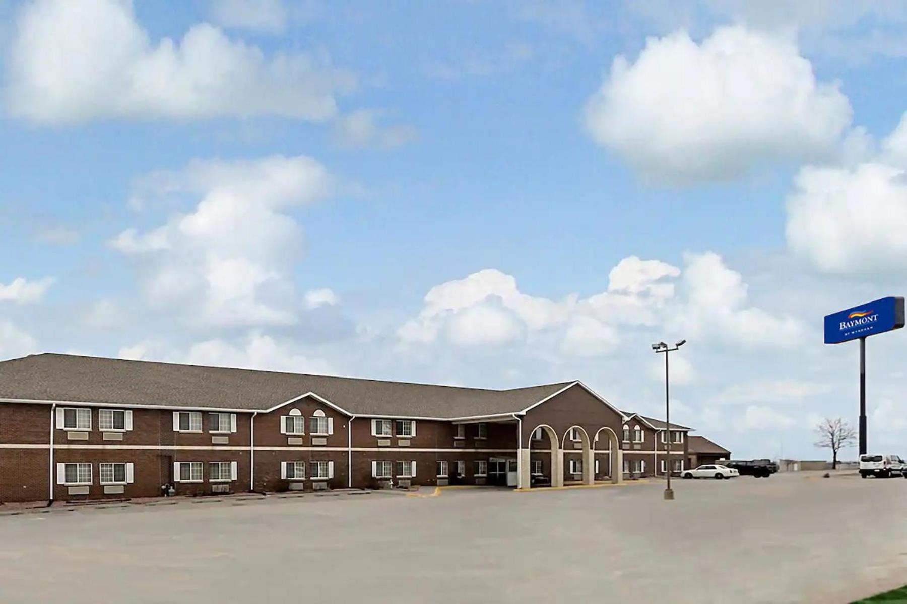 Hotel Baymont by Wyndham Omaha SW